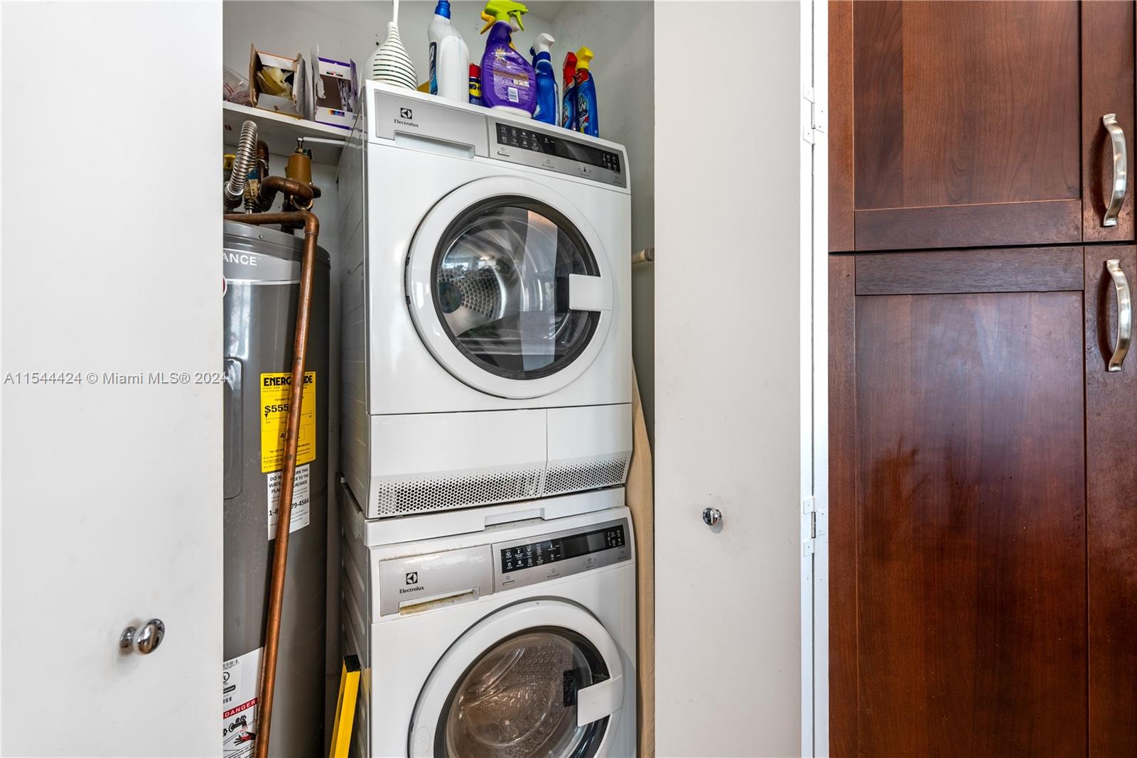 19900 E Country Club Dr 420, Aventura, Florida 33180, 3 Bedrooms Bedrooms, ,3 BathroomsBathrooms,Residential,For Sale,19900 E Country Club Dr 420,A11544424