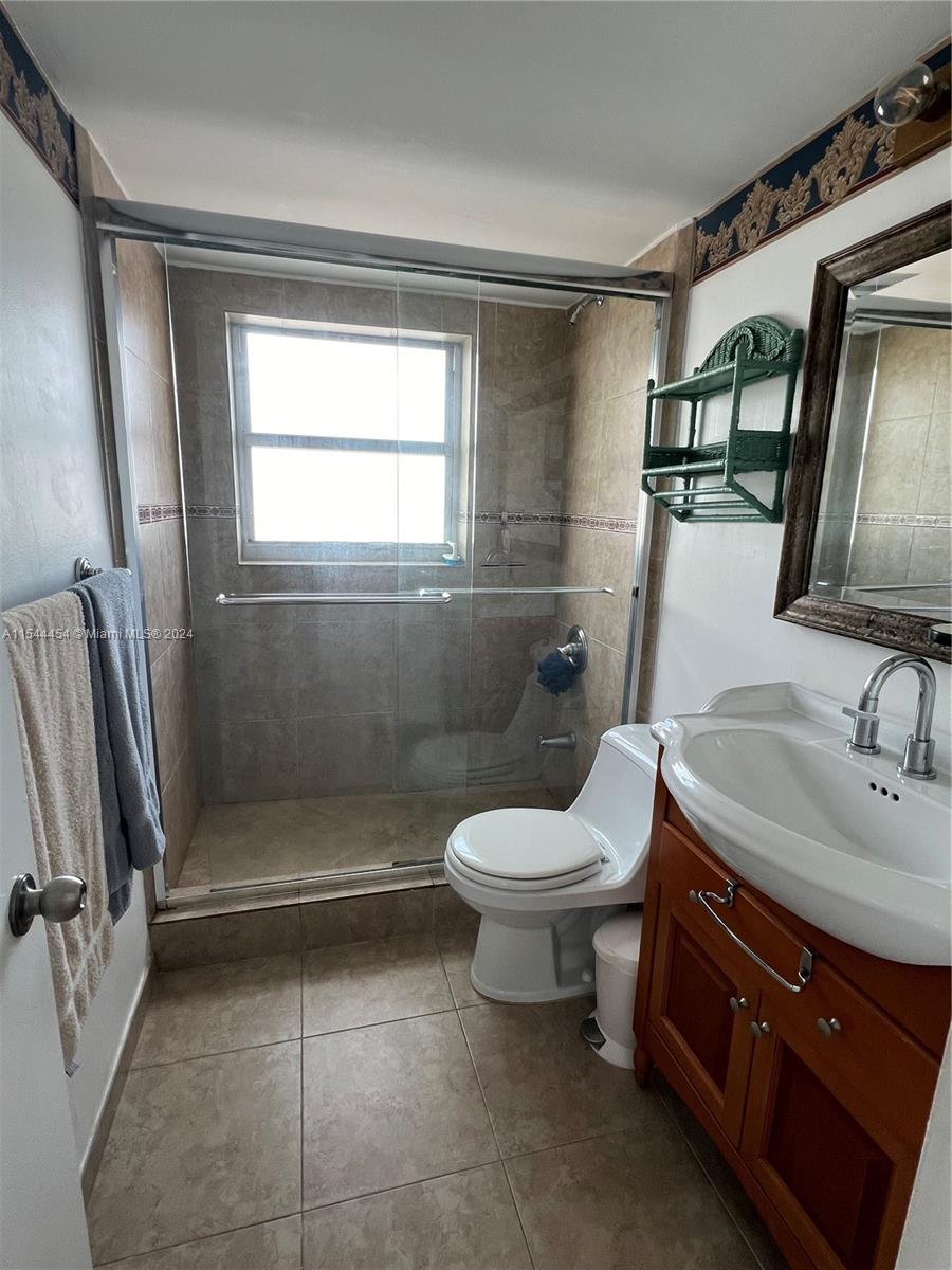 1881 Washington Ave 12C, Miami Beach, Florida 33139, 1 Bedroom Bedrooms, ,1 BathroomBathrooms,Residentiallease,For Rent,1881 Washington Ave 12C,A11544454