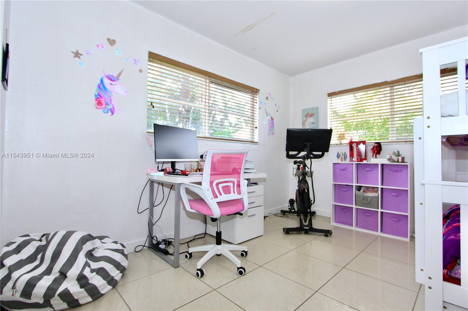 21011 NE 25 CT, Miami, Florida 33180, 4 Bedrooms Bedrooms, ,2 BathroomsBathrooms,Residentiallease,For Rent,21011 NE 25 CT,A11543951