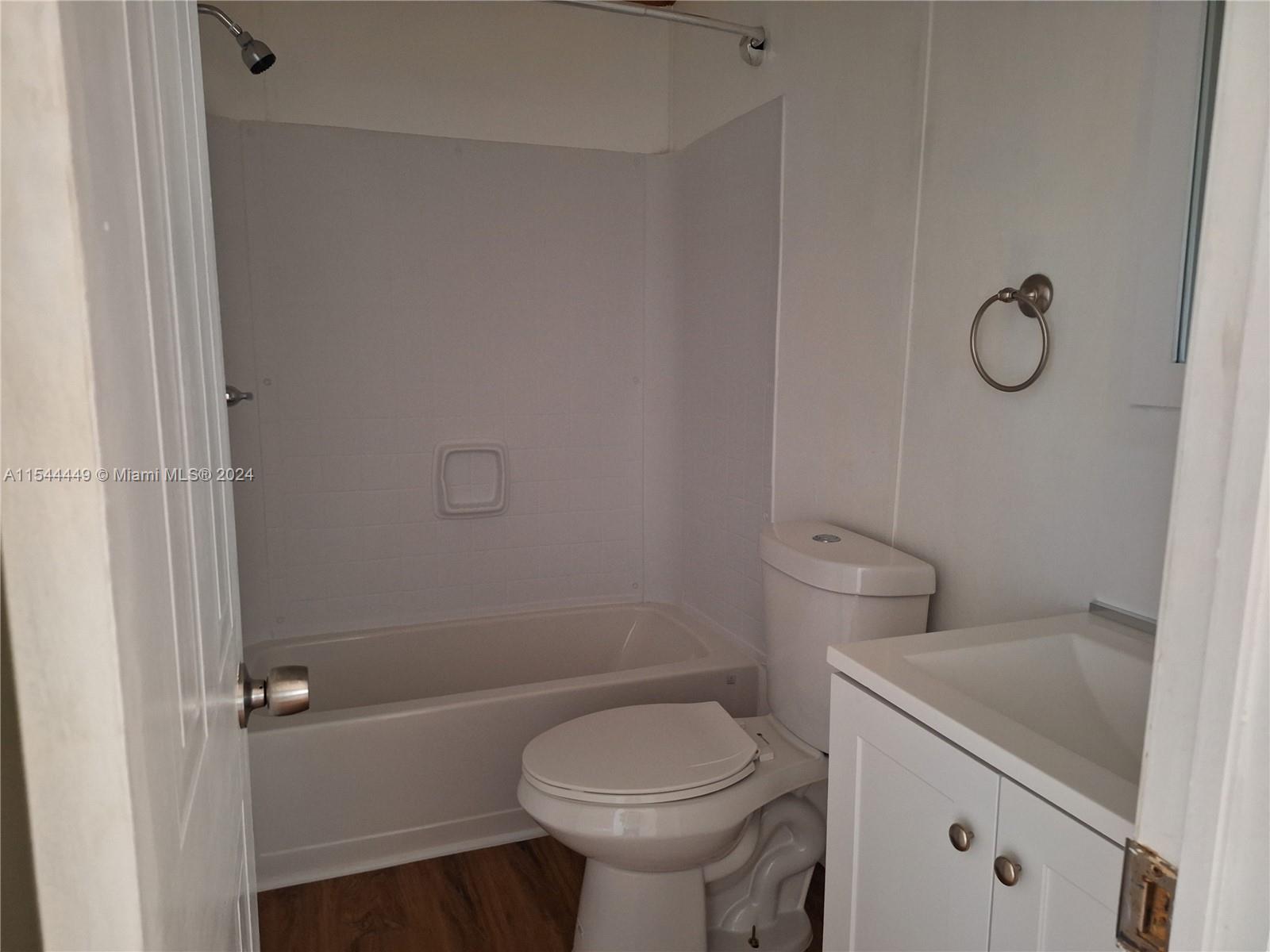 35303 SW 180th Ave 314, Homestead, Florida 33034, 3 Bedrooms Bedrooms, ,2 BathroomsBathrooms,Residentiallease,For Rent,35303 SW 180th Ave 314,A11544449