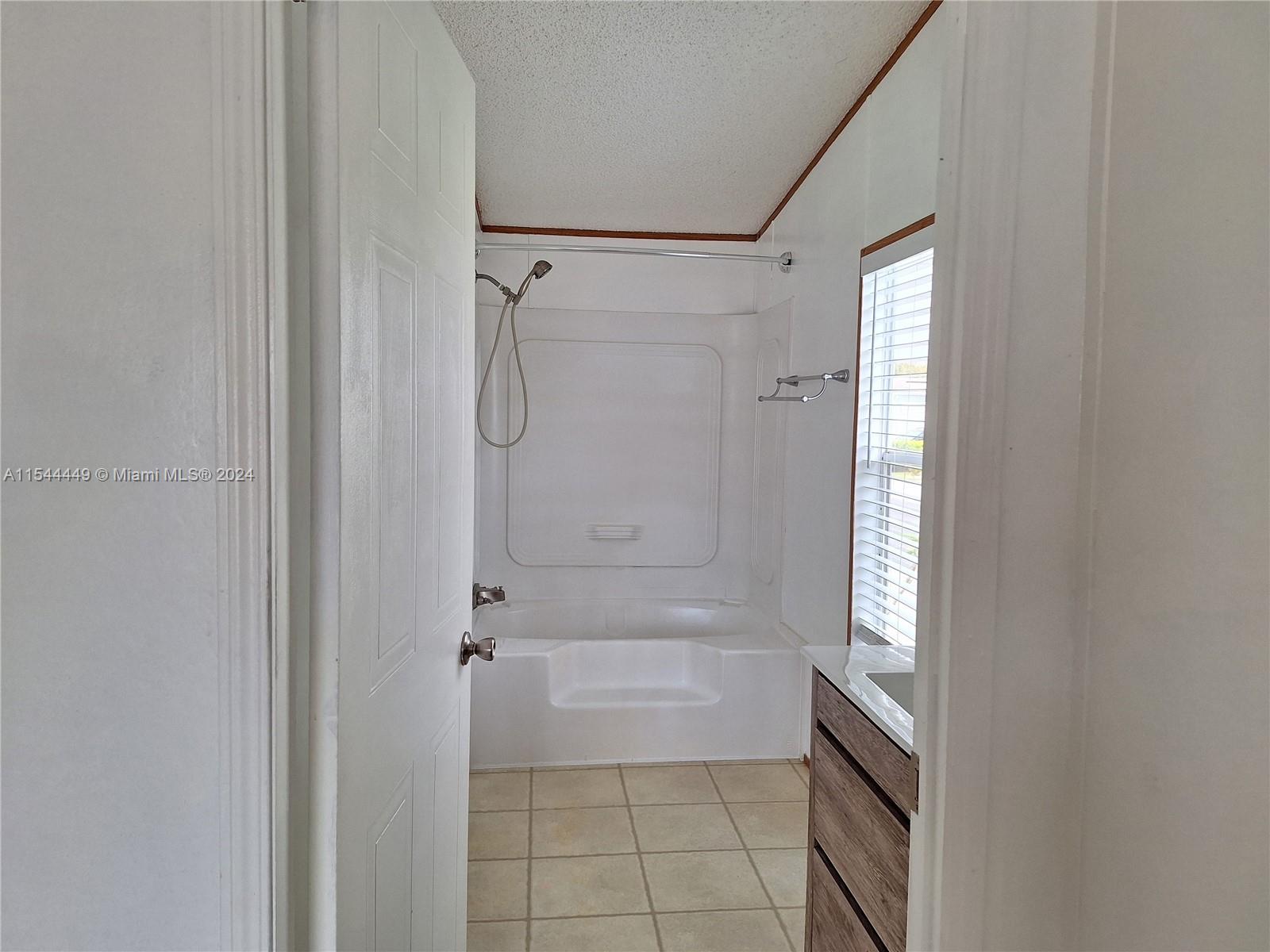 35303 SW 180th Ave 314, Homestead, Florida 33034, 3 Bedrooms Bedrooms, ,2 BathroomsBathrooms,Residentiallease,For Rent,35303 SW 180th Ave 314,A11544449