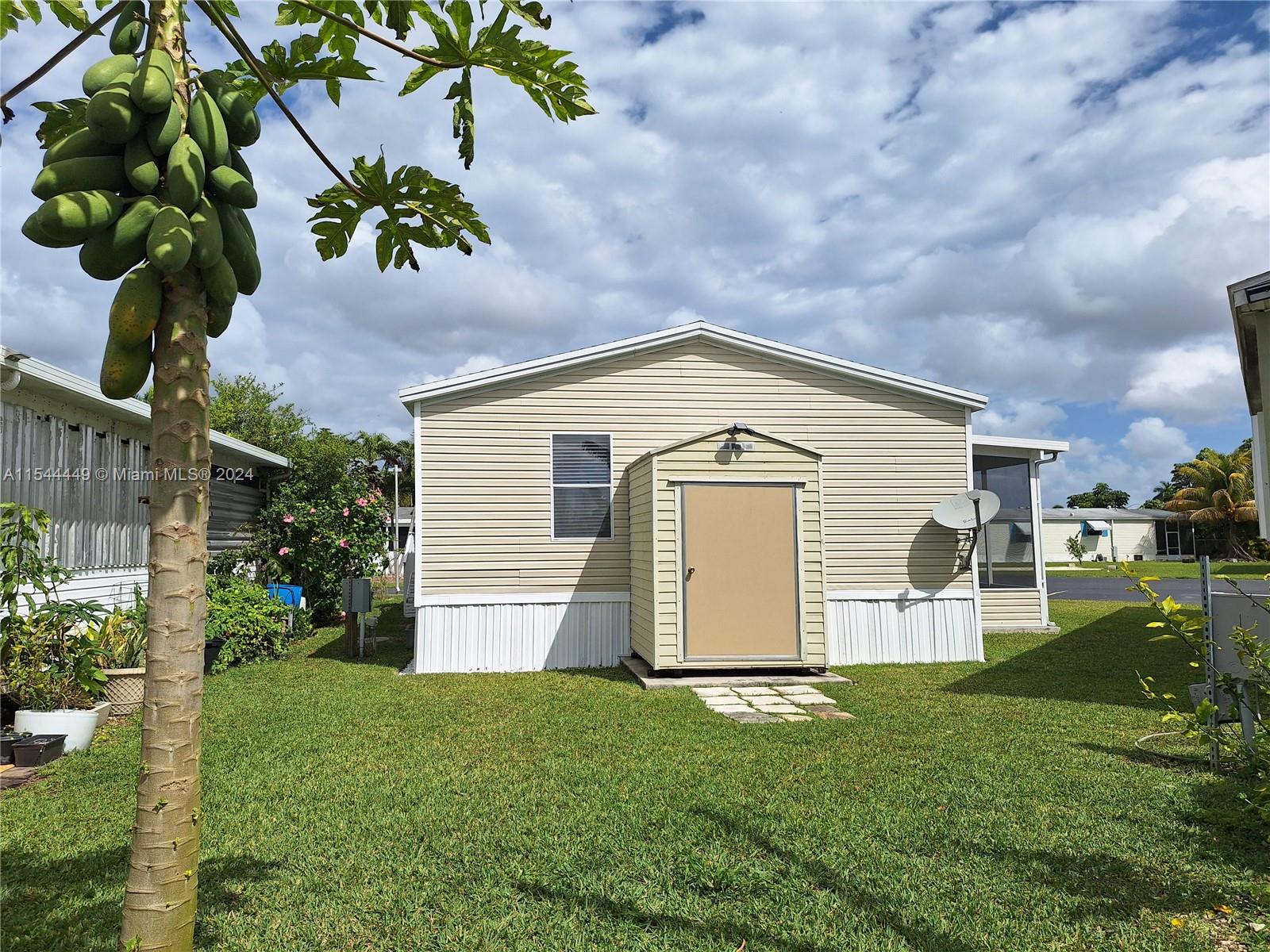 35303 SW 180th Ave 314, Homestead, Florida 33034, 3 Bedrooms Bedrooms, ,2 BathroomsBathrooms,Residentiallease,For Rent,35303 SW 180th Ave 314,A11544449