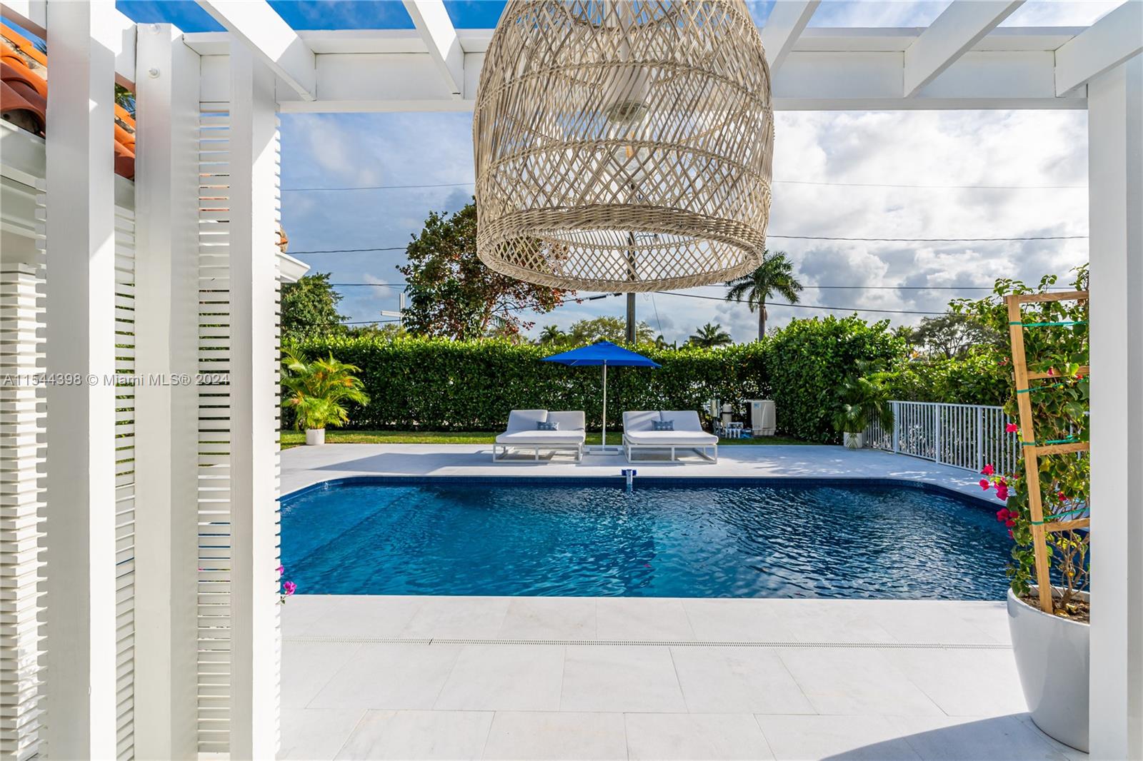 822 NE 96th St, Miami Shores, Florida 33138, 4 Bedrooms Bedrooms, ,4 BathroomsBathrooms,Residential,For Sale,822 NE 96th St,A11544398