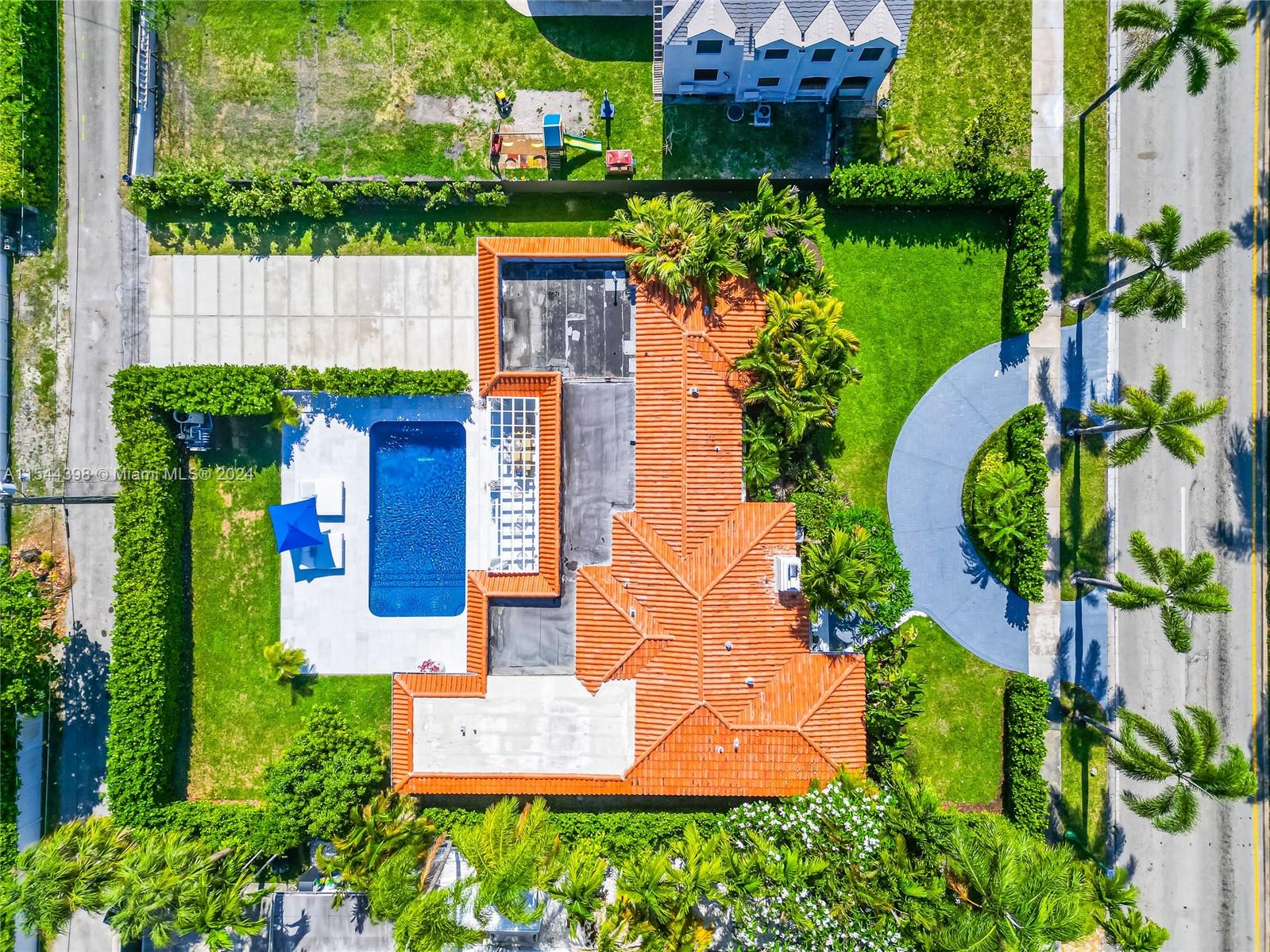 822 NE 96th St, Miami Shores, Florida 33138, 4 Bedrooms Bedrooms, ,4 BathroomsBathrooms,Residential,For Sale,822 NE 96th St,A11544398