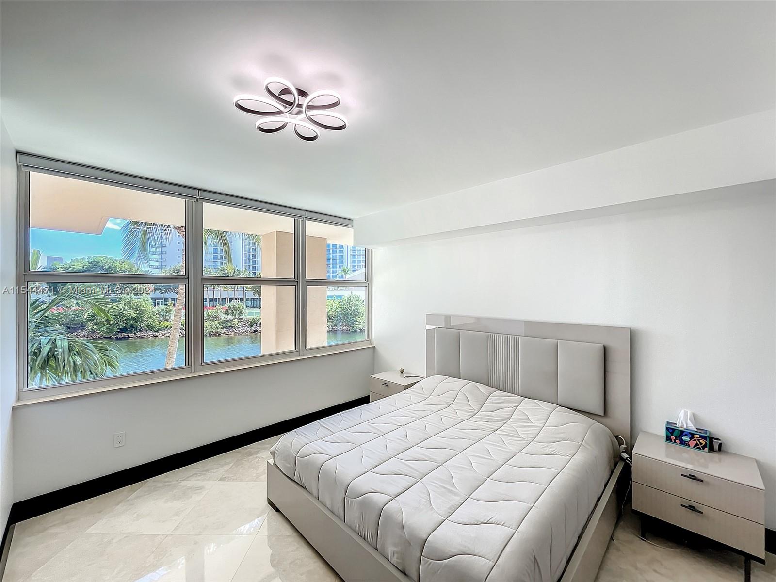 3330 NE 190th St TH18, Aventura, Florida 33180, 3 Bedrooms Bedrooms, ,2 BathroomsBathrooms,Residential,For Sale,3330 NE 190th St TH18,A11544471