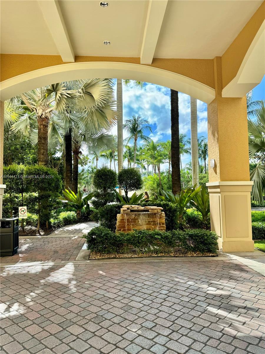 3330 NE 190th St TH18, Aventura, Florida 33180, 3 Bedrooms Bedrooms, ,2 BathroomsBathrooms,Residential,For Sale,3330 NE 190th St TH18,A11544471