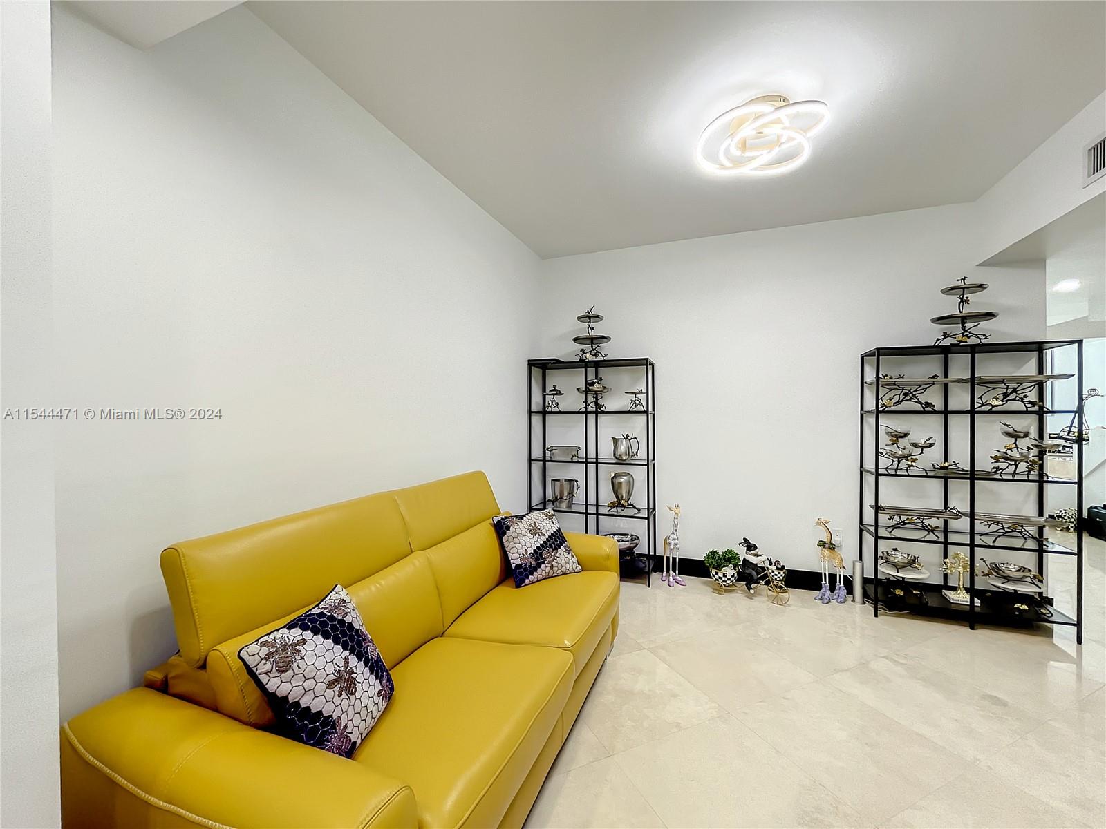 3330 NE 190th St TH18, Aventura, Florida 33180, 3 Bedrooms Bedrooms, ,2 BathroomsBathrooms,Residential,For Sale,3330 NE 190th St TH18,A11544471