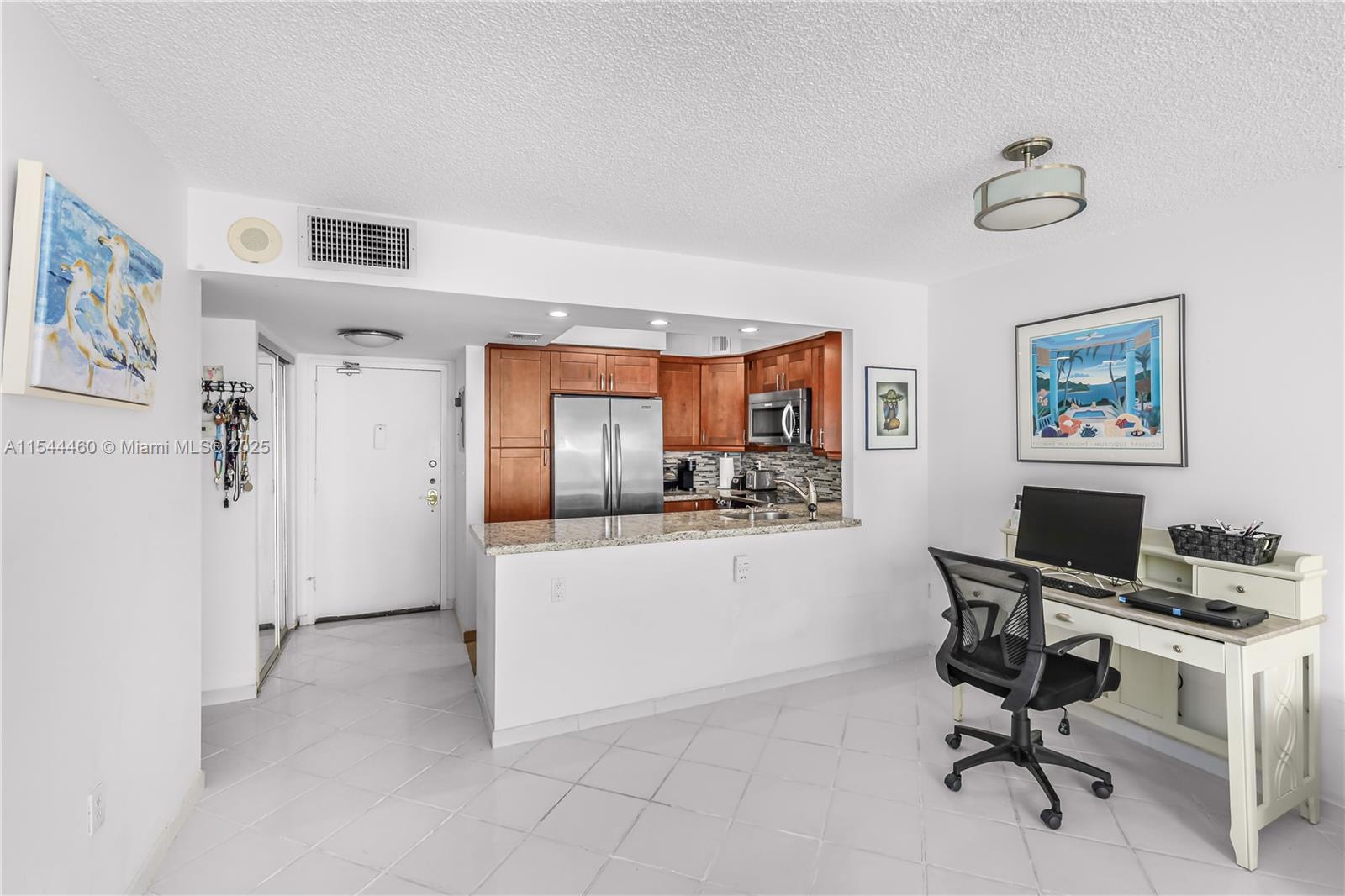 345 Ocean Dr 411, Miami Beach, Florida 33139, 1 Bedroom Bedrooms, ,1 BathroomBathrooms,Residential,For Sale,345 Ocean Dr 411,A11544460
