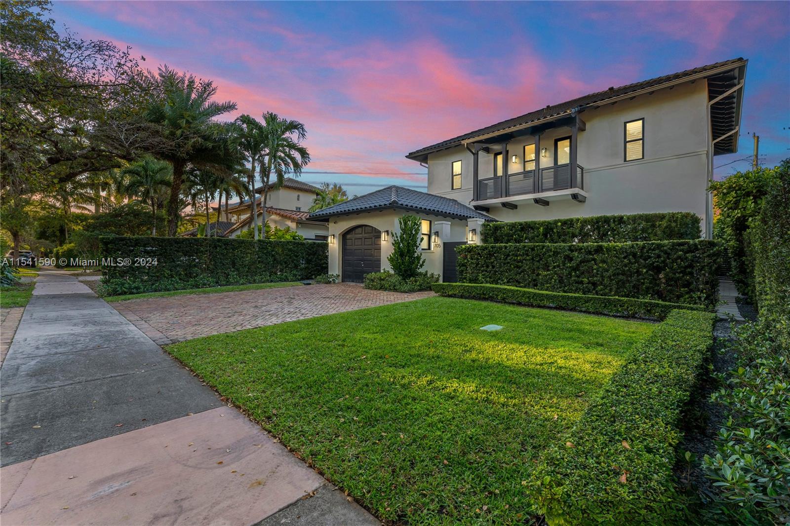 705 Madeira Ave, Coral Gables, Florida 33134, 4 Bedrooms Bedrooms, ,3 BathroomsBathrooms,Residential,For Sale,705 Madeira Ave,A11541590