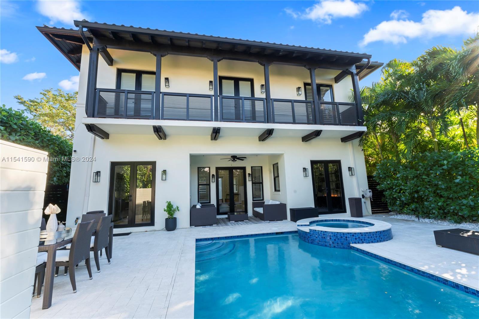 705 Madeira Ave, Coral Gables, Florida 33134, 4 Bedrooms Bedrooms, ,3 BathroomsBathrooms,Residential,For Sale,705 Madeira Ave,A11541590