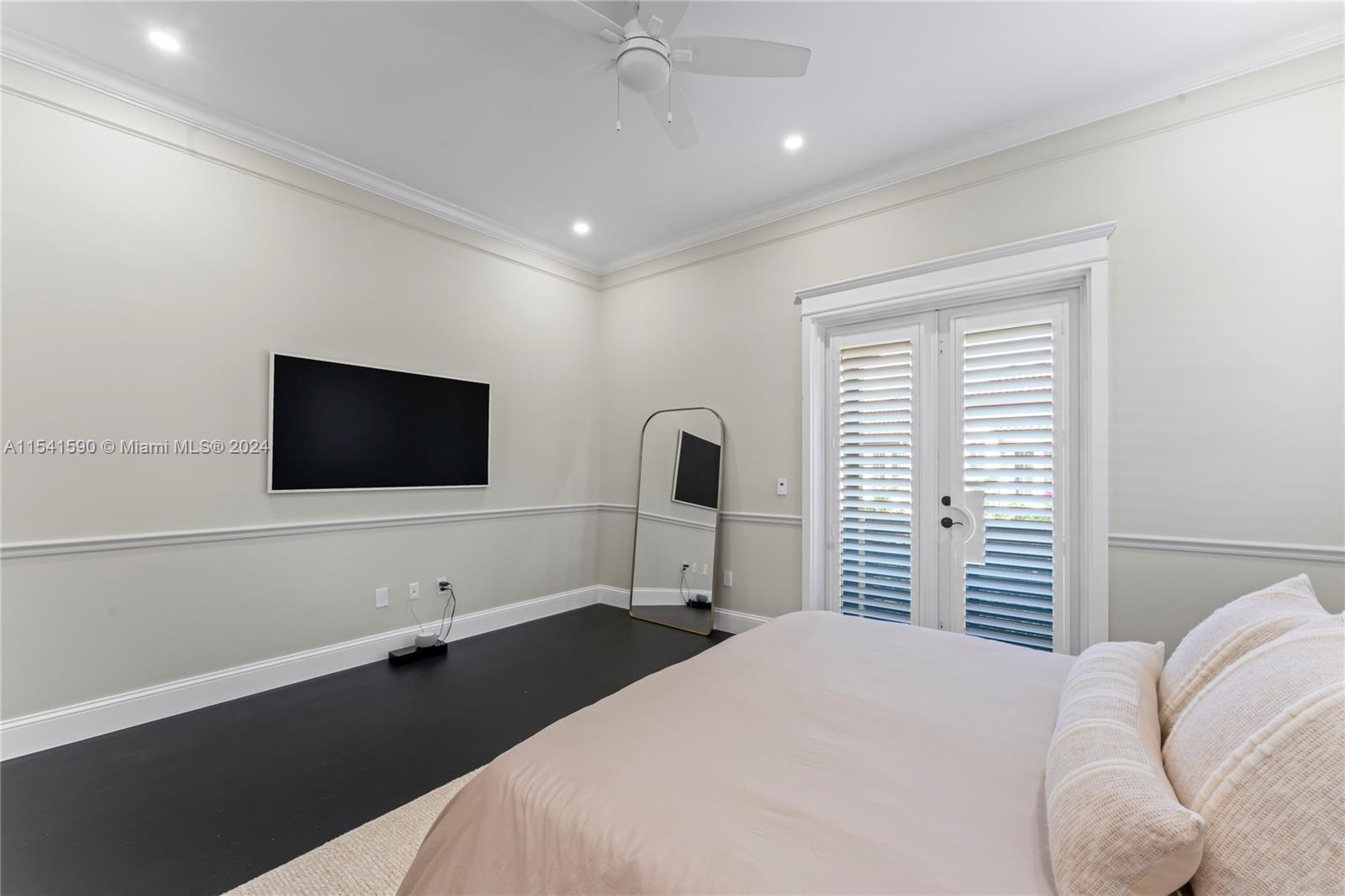 705 Madeira Ave, Coral Gables, Florida 33134, 4 Bedrooms Bedrooms, ,3 BathroomsBathrooms,Residential,For Sale,705 Madeira Ave,A11541590