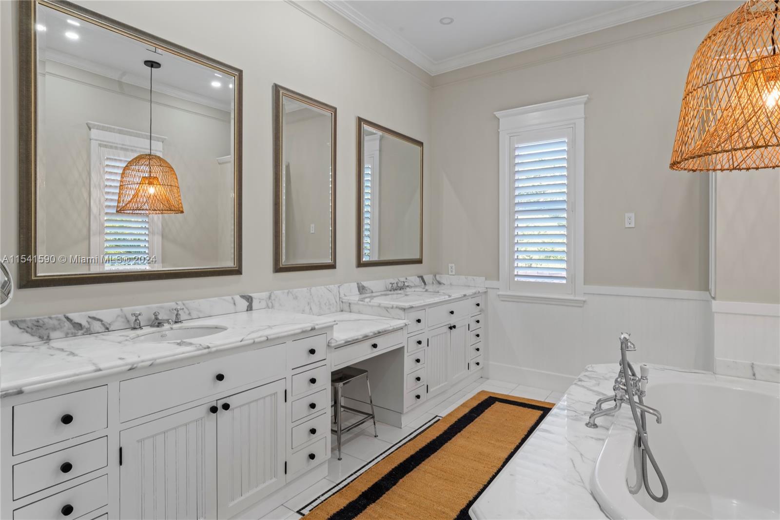 705 Madeira Ave, Coral Gables, Florida 33134, 4 Bedrooms Bedrooms, ,3 BathroomsBathrooms,Residential,For Sale,705 Madeira Ave,A11541590