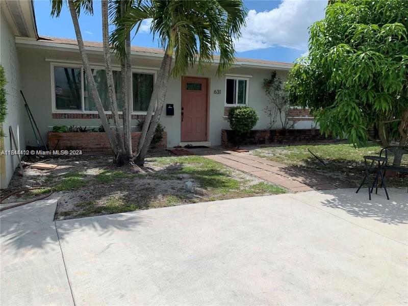 631 71st Ave, Pembroke Pines, FL, 33023 United States, 3 Bedrooms Bedrooms, ,2 BathroomsBathrooms,Residential,For Sale,71st Ave,A11544412