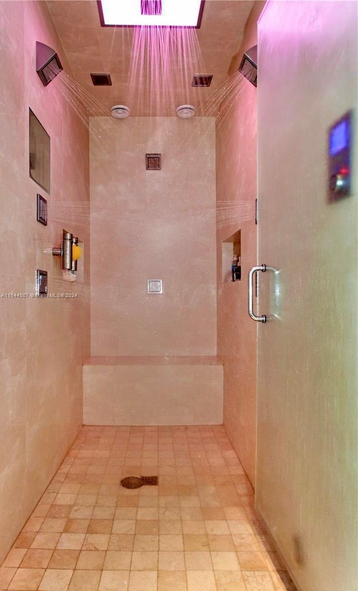 2020 N Bayshore Dr 701, Miami, Florida 33137, 2 Bedrooms Bedrooms, ,2 BathroomsBathrooms,Residentiallease,For Rent,2020 N Bayshore Dr 701,A11544507