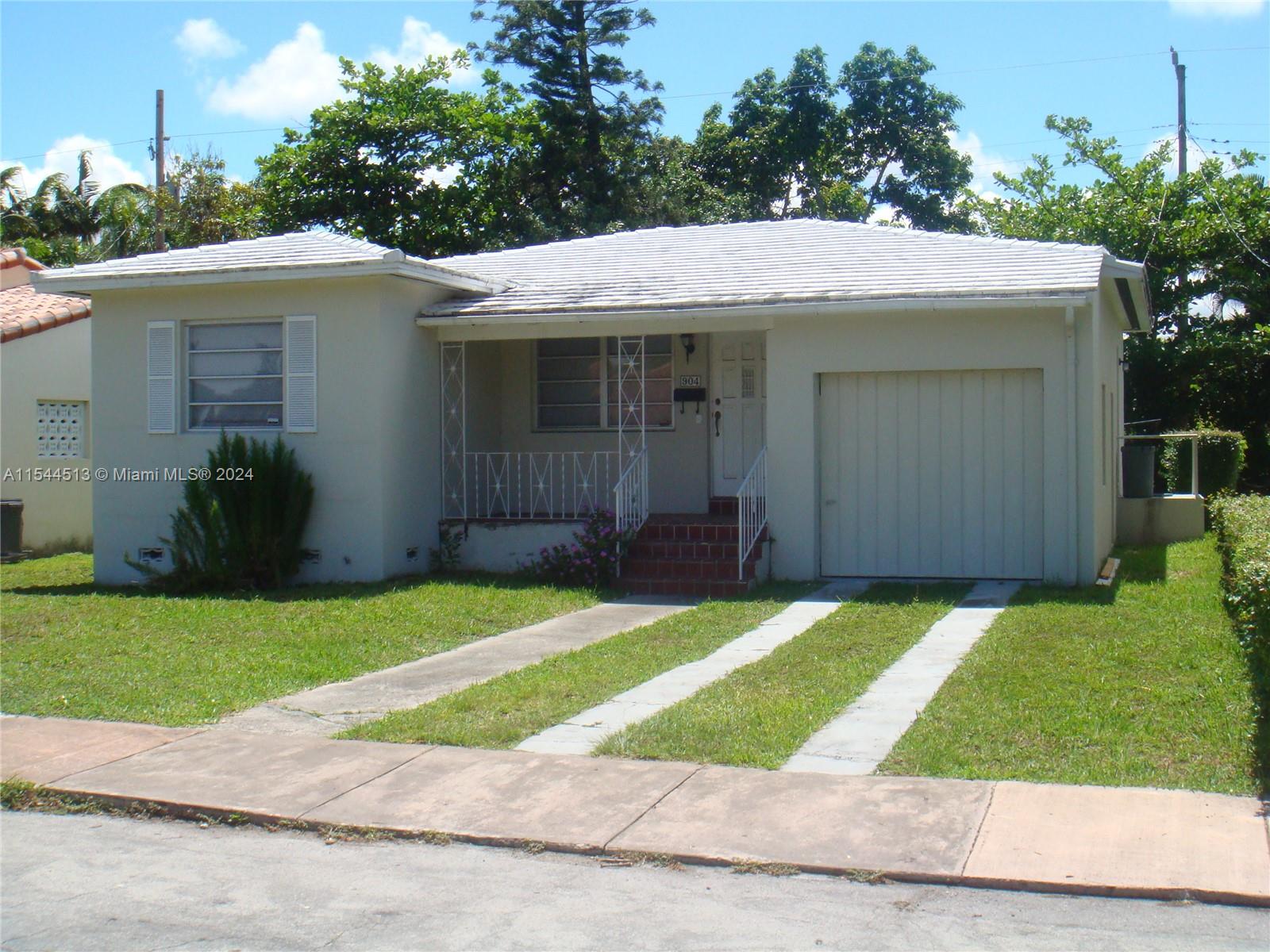 904  Wallace St  For Sale A11544513, FL
