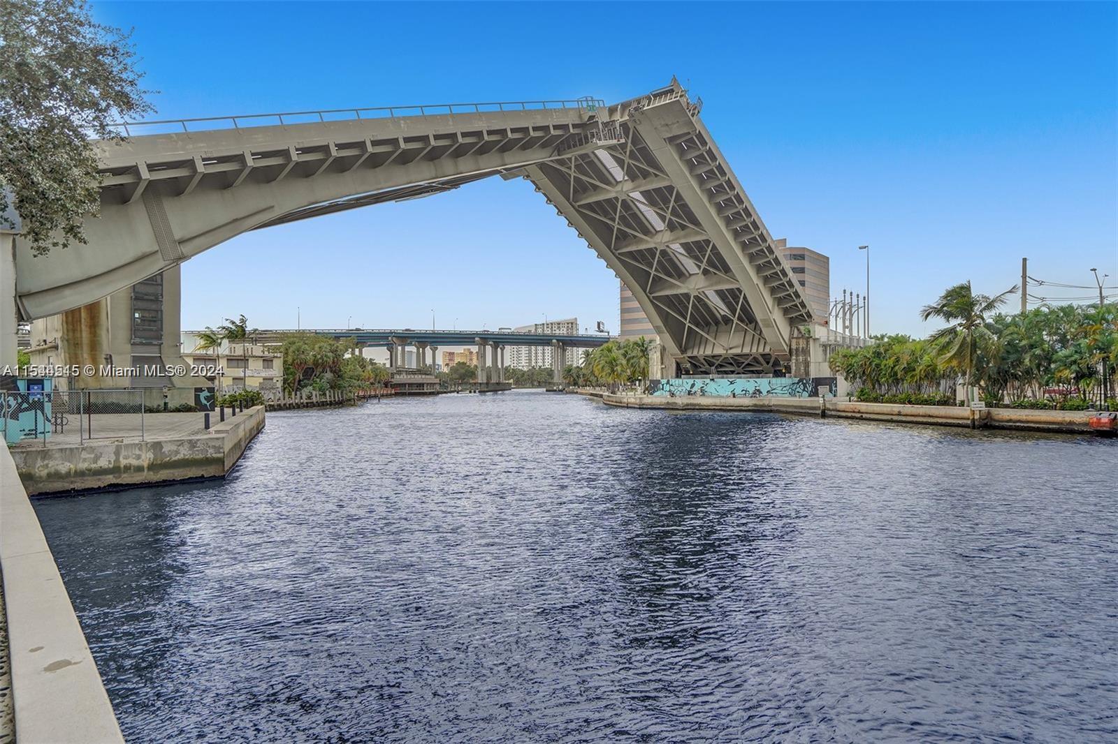 185 SW 7th St 4110, Miami, Florida 33130, 1 Bedroom Bedrooms, ,1 BathroomBathrooms,Residentiallease,For Rent,185 SW 7th St 4110,A11544515