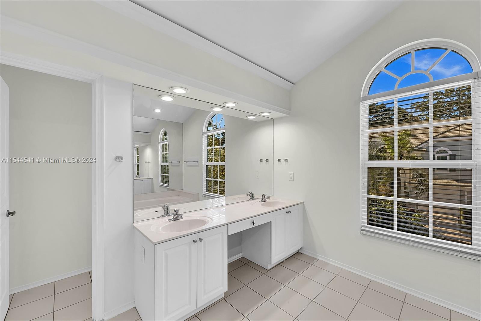 21547 Saint Andrews Grand Cir, Boca Raton, FL, 33486 United States, 3 Bedrooms Bedrooms, ,2 BathroomsBathrooms,Residential,For Sale,Saint Andrews Grand Cir,A11544541