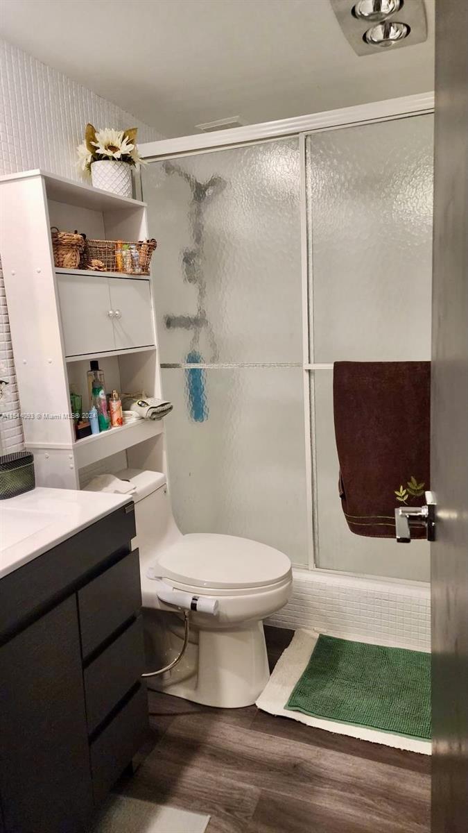 2681 S Course Dr 404, Pompano Beach, Florida 33069, 2 Bedrooms Bedrooms, ,2 BathroomsBathrooms,Residential,For Sale,2681 S Course Dr 404,A11544093