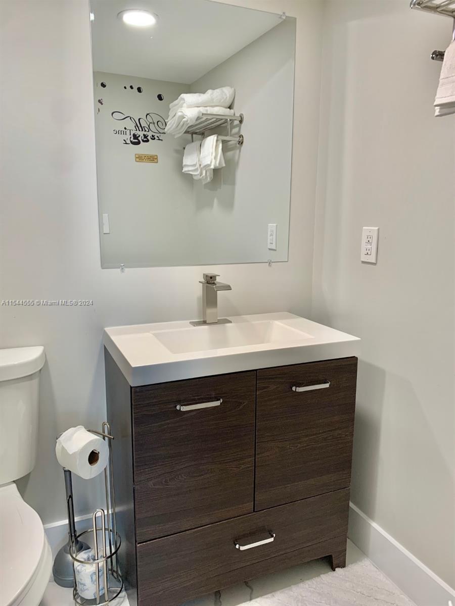 3901 S Ocean Dr 7Y, Hollywood, Florida 33019, 1 Bedroom Bedrooms, ,1 BathroomBathrooms,Residentiallease,For Rent,3901 S Ocean Dr 7Y,A11544555