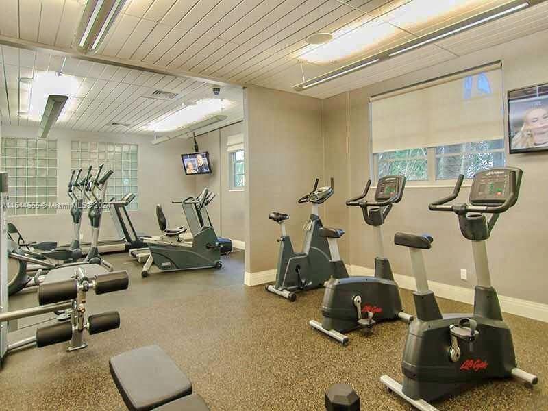 3901 S Ocean Dr 7Y, Hollywood, Florida 33019, 1 Bedroom Bedrooms, ,1 BathroomBathrooms,Residentiallease,For Rent,3901 S Ocean Dr 7Y,A11544555