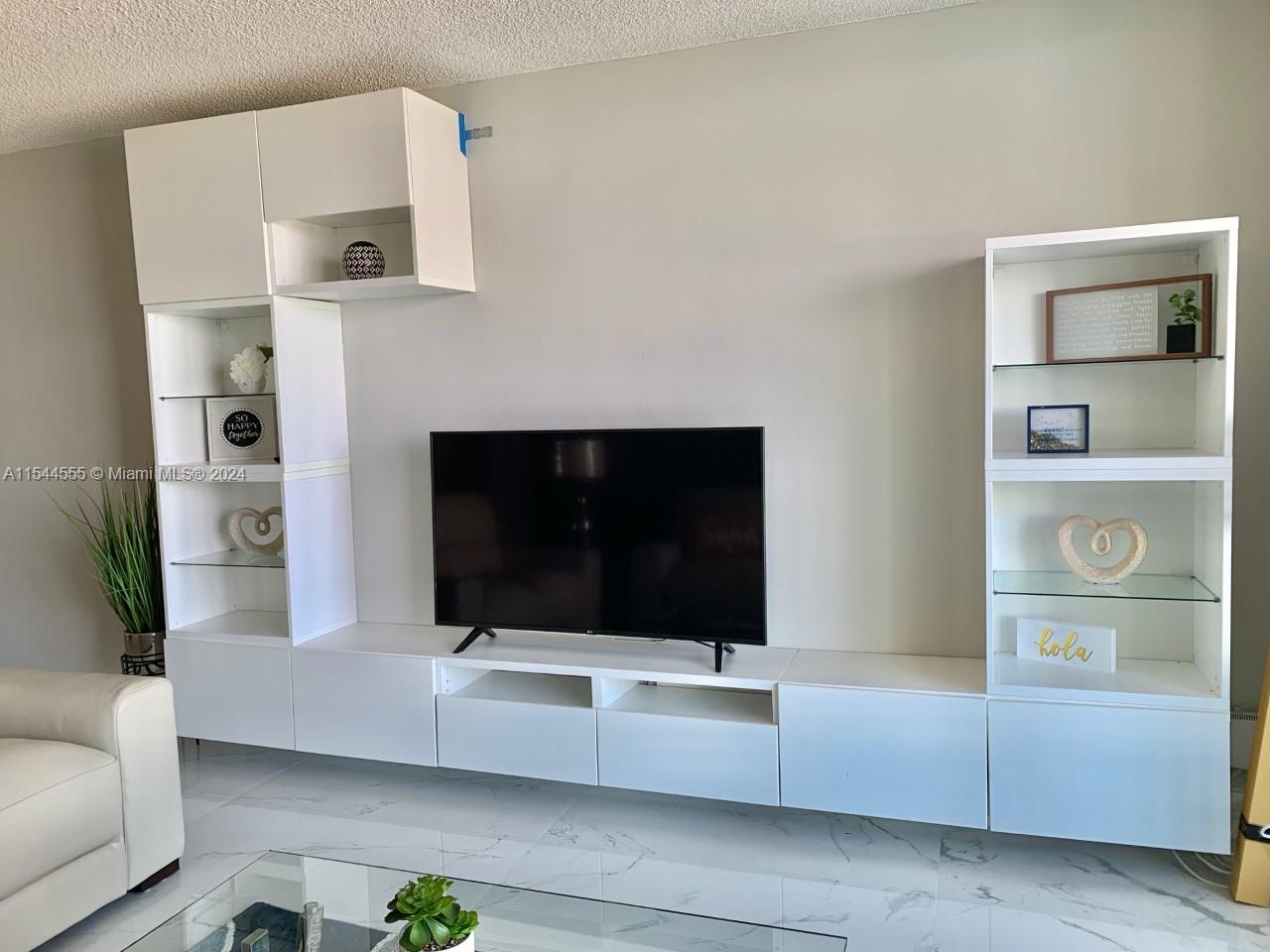 3901 S Ocean Dr 7Y, Hollywood, Florida 33019, 1 Bedroom Bedrooms, ,1 BathroomBathrooms,Residentiallease,For Rent,3901 S Ocean Dr 7Y,A11544555