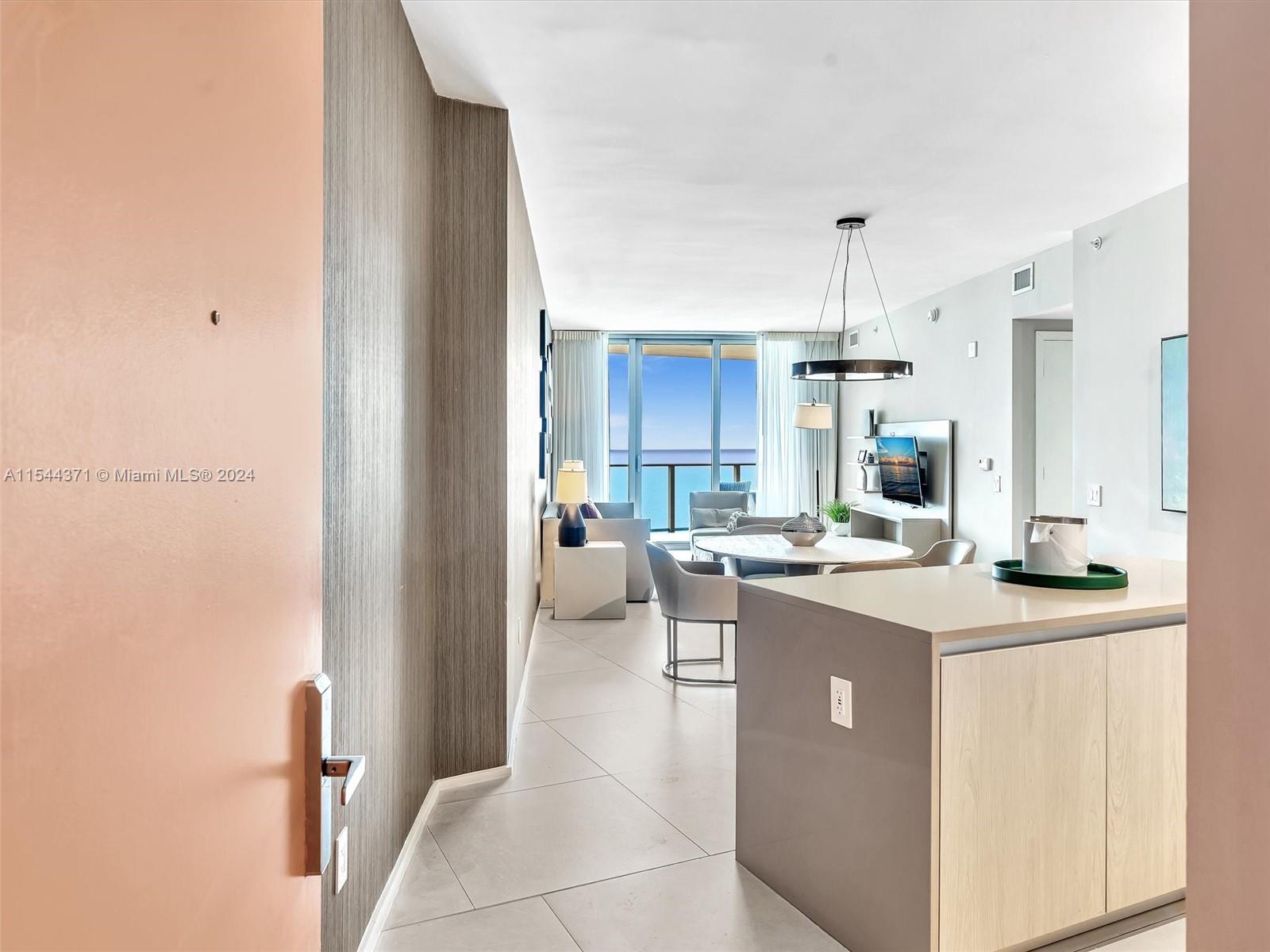 4111 S Ocean Dr 3010, Hollywood, Florida 33019, 1 Bedroom Bedrooms, ,1 BathroomBathrooms,Residential,For Sale,4111 S Ocean Dr 3010,A11544371