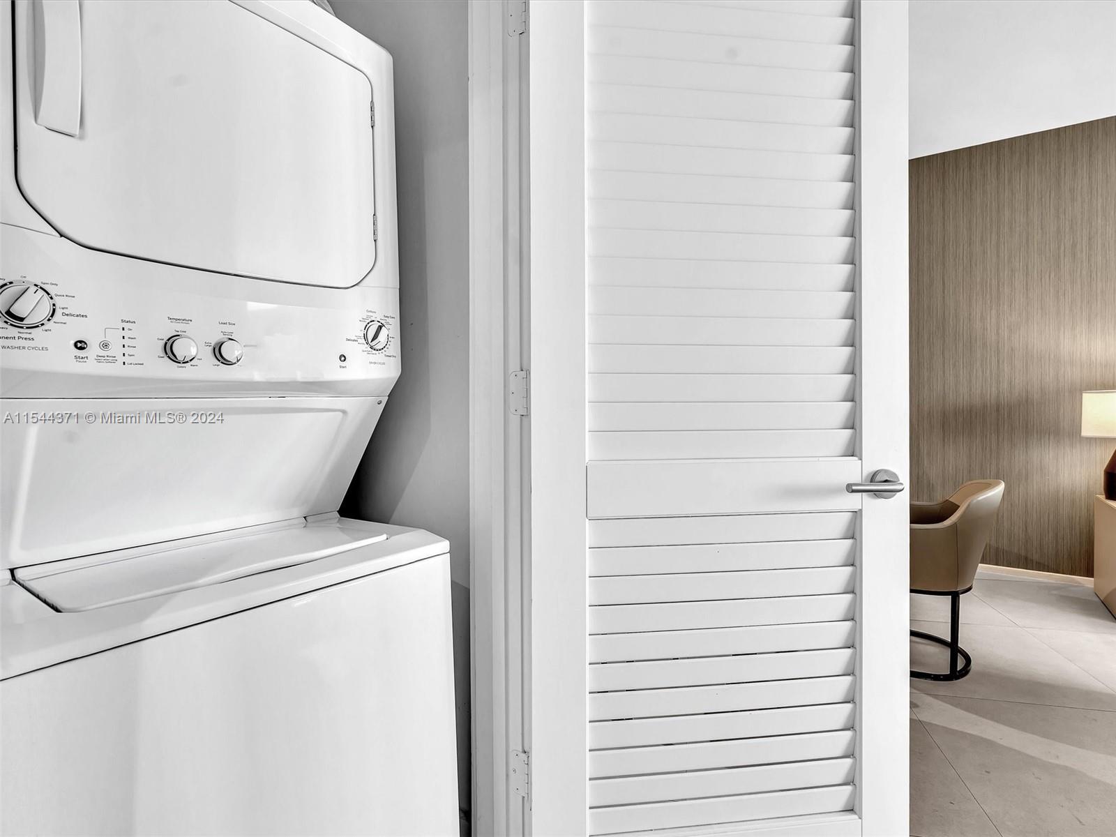 4111 S Ocean Dr 3010, Hollywood, Florida 33019, 1 Bedroom Bedrooms, ,1 BathroomBathrooms,Residential,For Sale,4111 S Ocean Dr 3010,A11544371