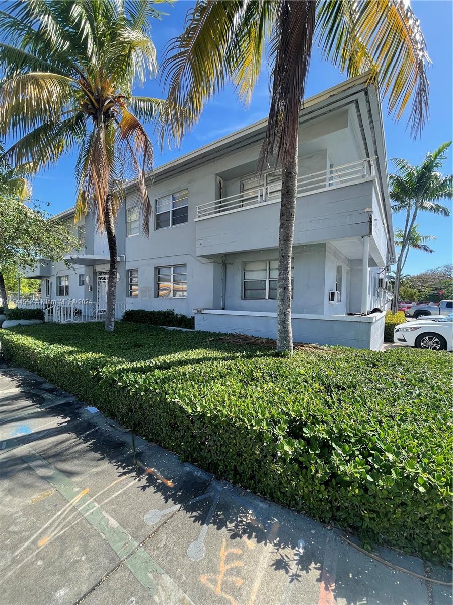 5305 Biscayne Blvd 204, Miami, Florida 33137, ,1 BathroomBathrooms,Residentiallease,For Rent,5305 Biscayne Blvd 204,A11544552