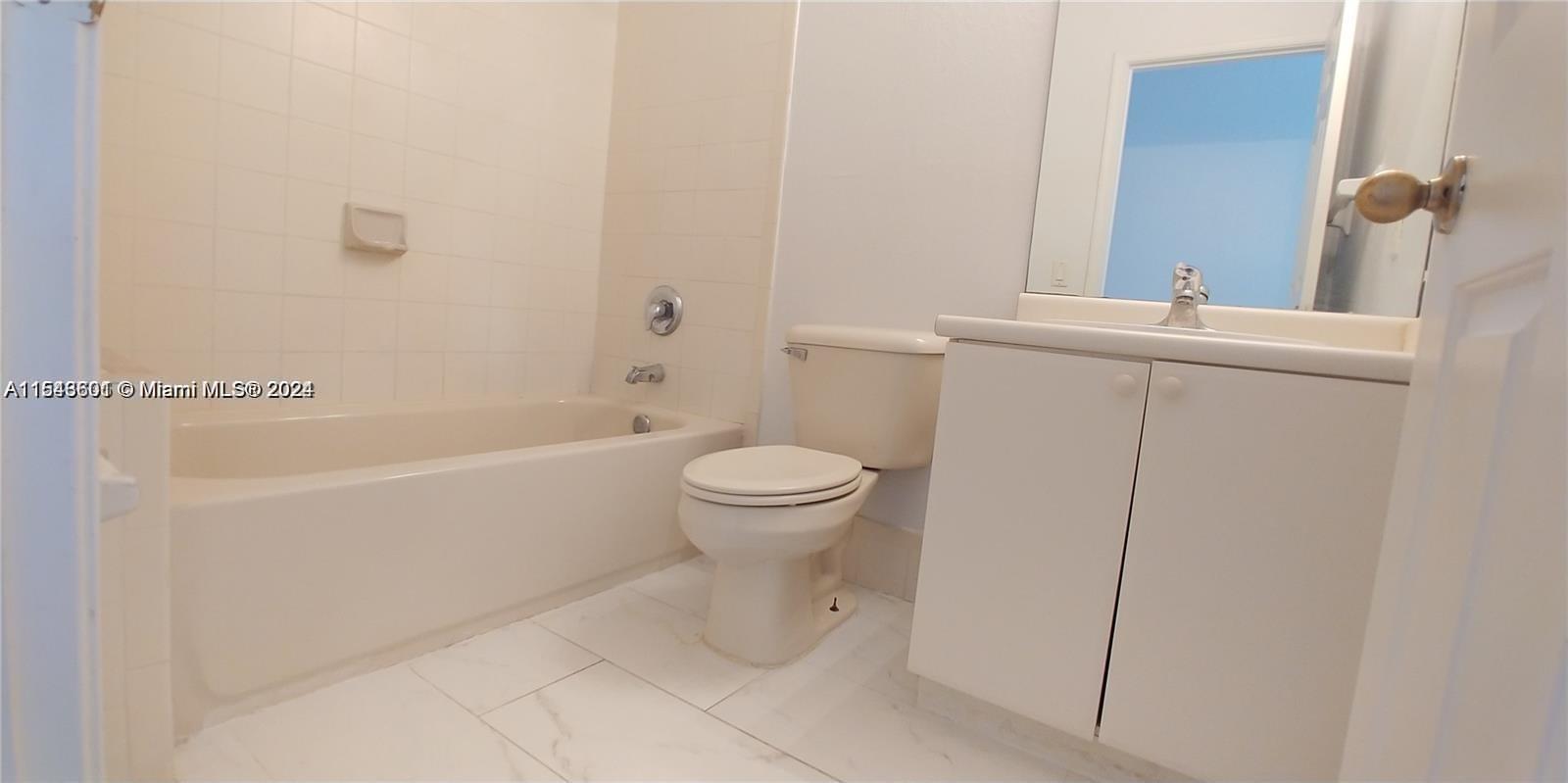 1528 SE 24th Ct 209, Homestead, Florida 33035, 3 Bedrooms Bedrooms, ,3 BathroomsBathrooms,Residentiallease,For Rent,1528 SE 24th Ct 209,A11543601