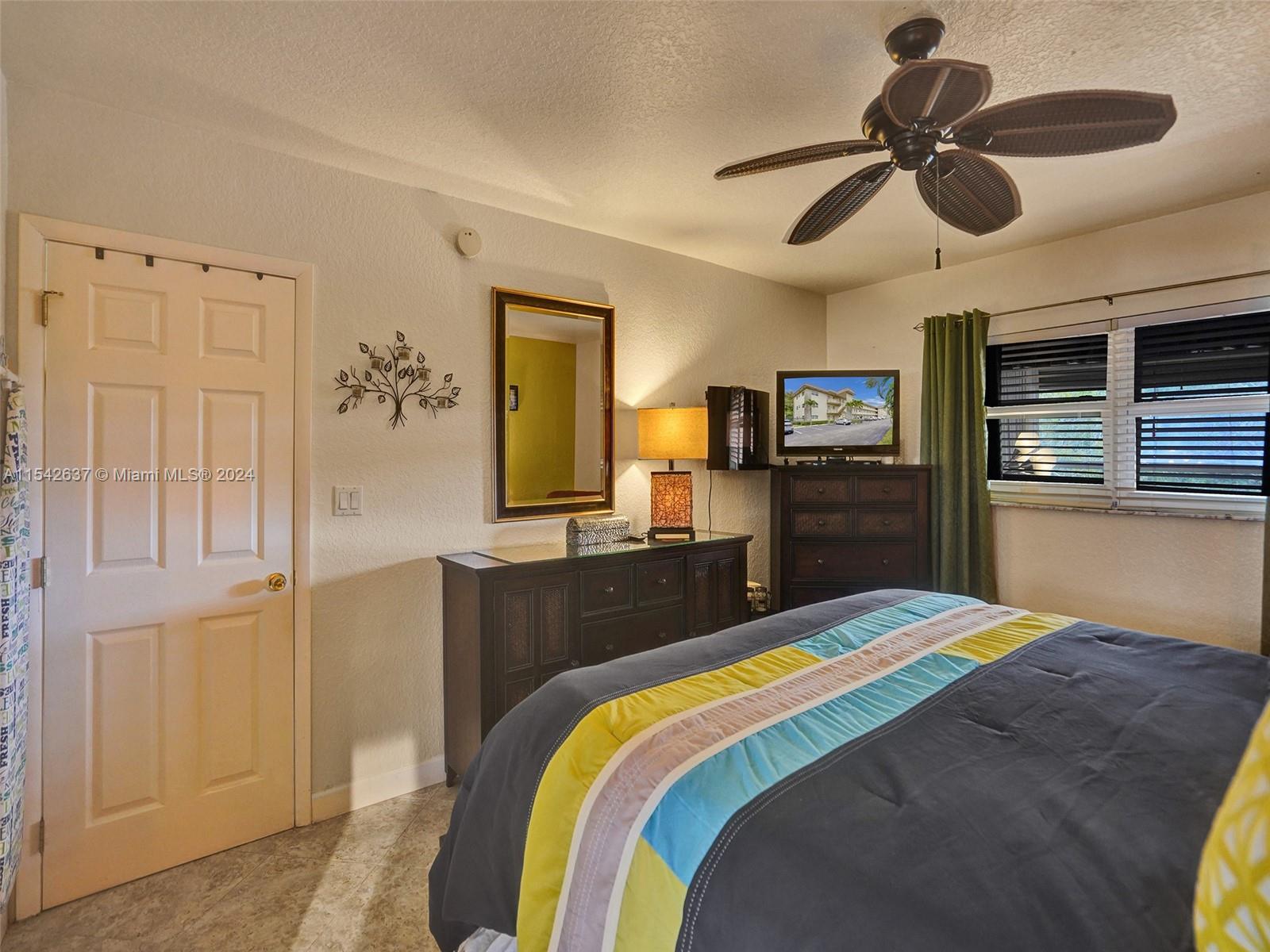 3531 NW 50th Ave 613, Lauderdale Lakes, Florida 33319, 1 Bedroom Bedrooms, ,1 BathroomBathrooms,Residential,For Sale,3531 NW 50th Ave 613,A11542637
