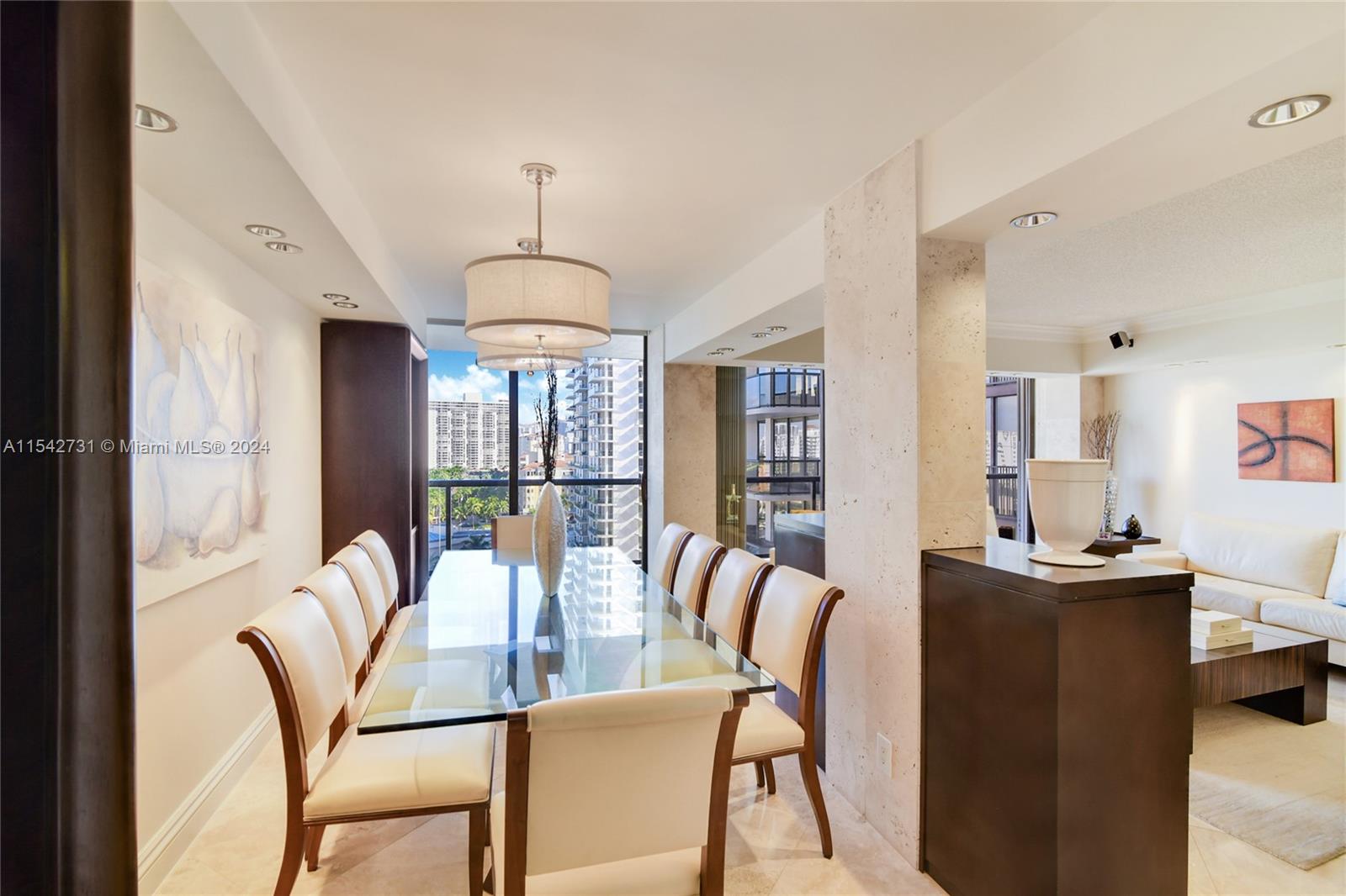 19667 Turnberry Way, Aventura, FL, 33180 United States, 3 Bedrooms Bedrooms, ,2 BathroomsBathrooms,Residential,For Sale,Turnberry Way,A11542731