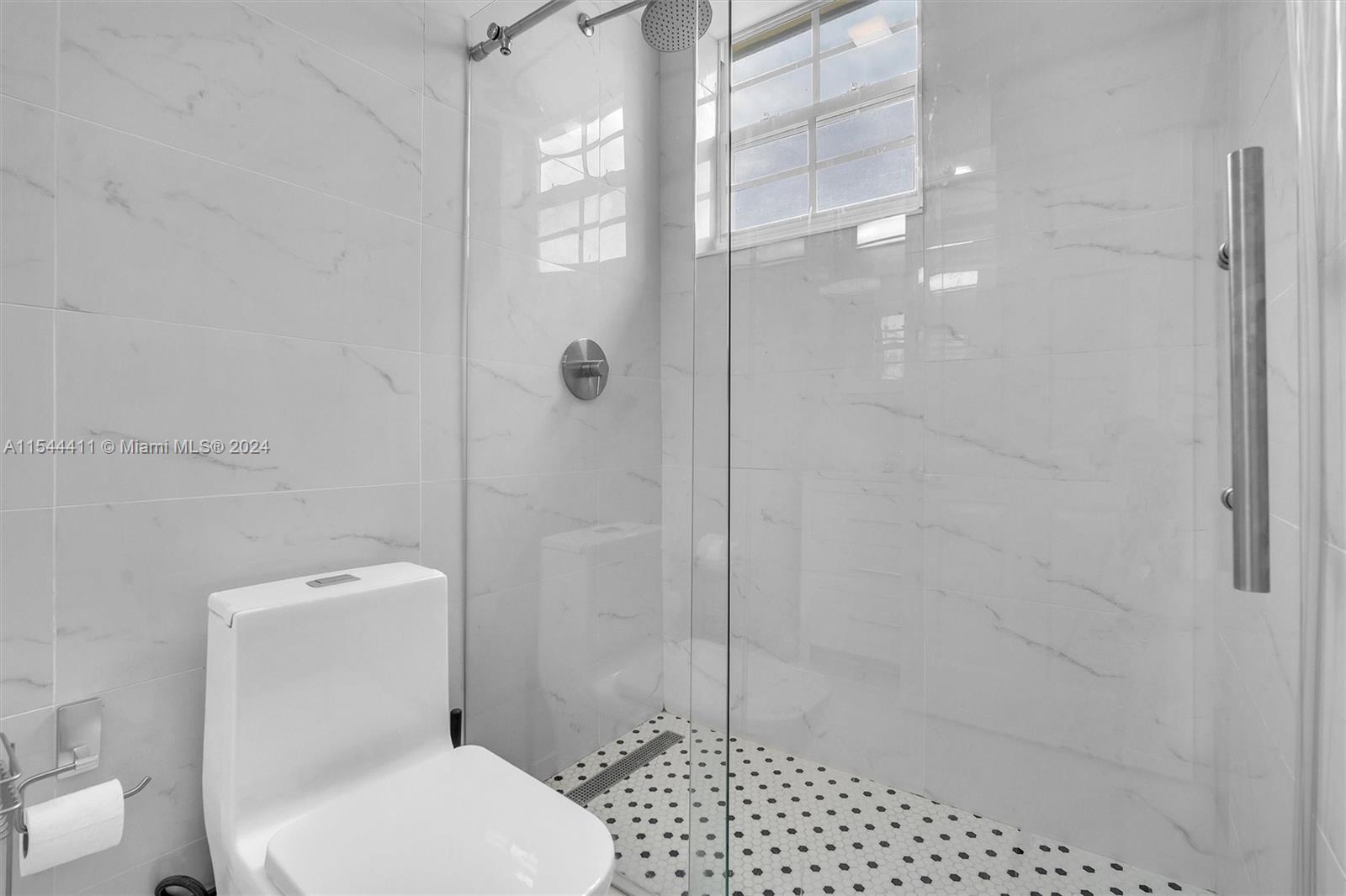 2069 S Ocean Dr TH13, Hallandale Beach, Florida 33009, 3 Bedrooms Bedrooms, ,3 BathroomsBathrooms,Residentiallease,For Rent,2069 S Ocean Dr TH13,A11544411