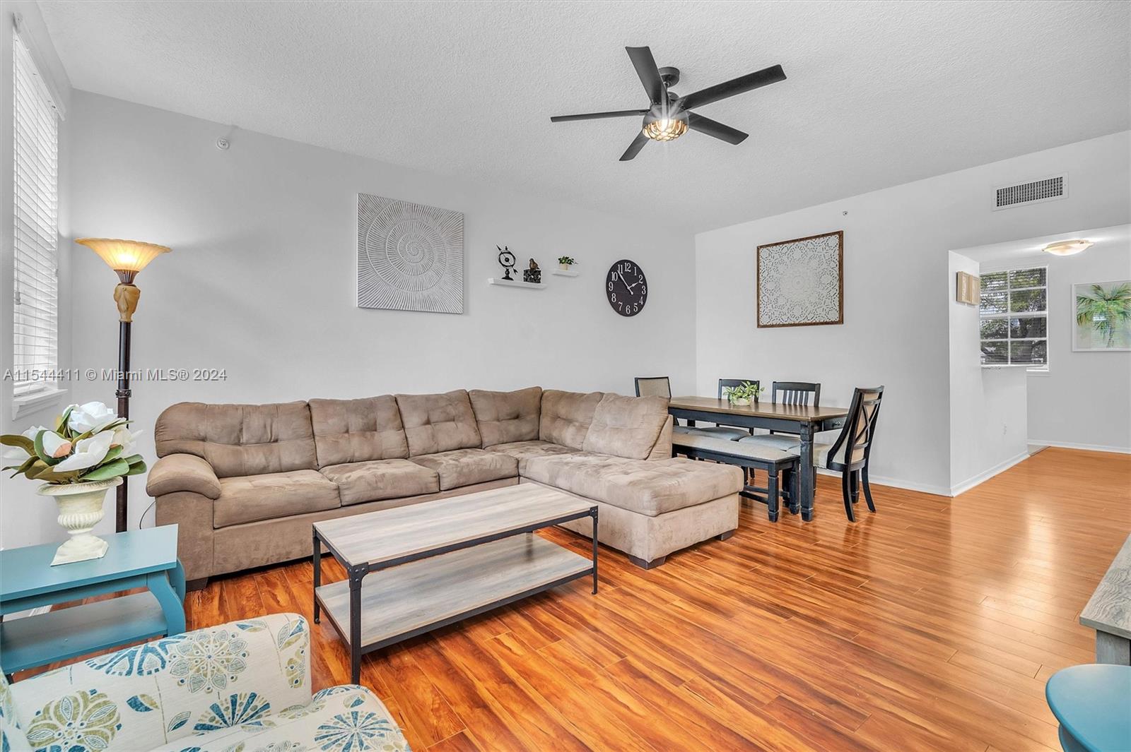 2069 S Ocean Dr TH13, Hallandale Beach, Florida 33009, 3 Bedrooms Bedrooms, ,3 BathroomsBathrooms,Residentiallease,For Rent,2069 S Ocean Dr TH13,A11544411