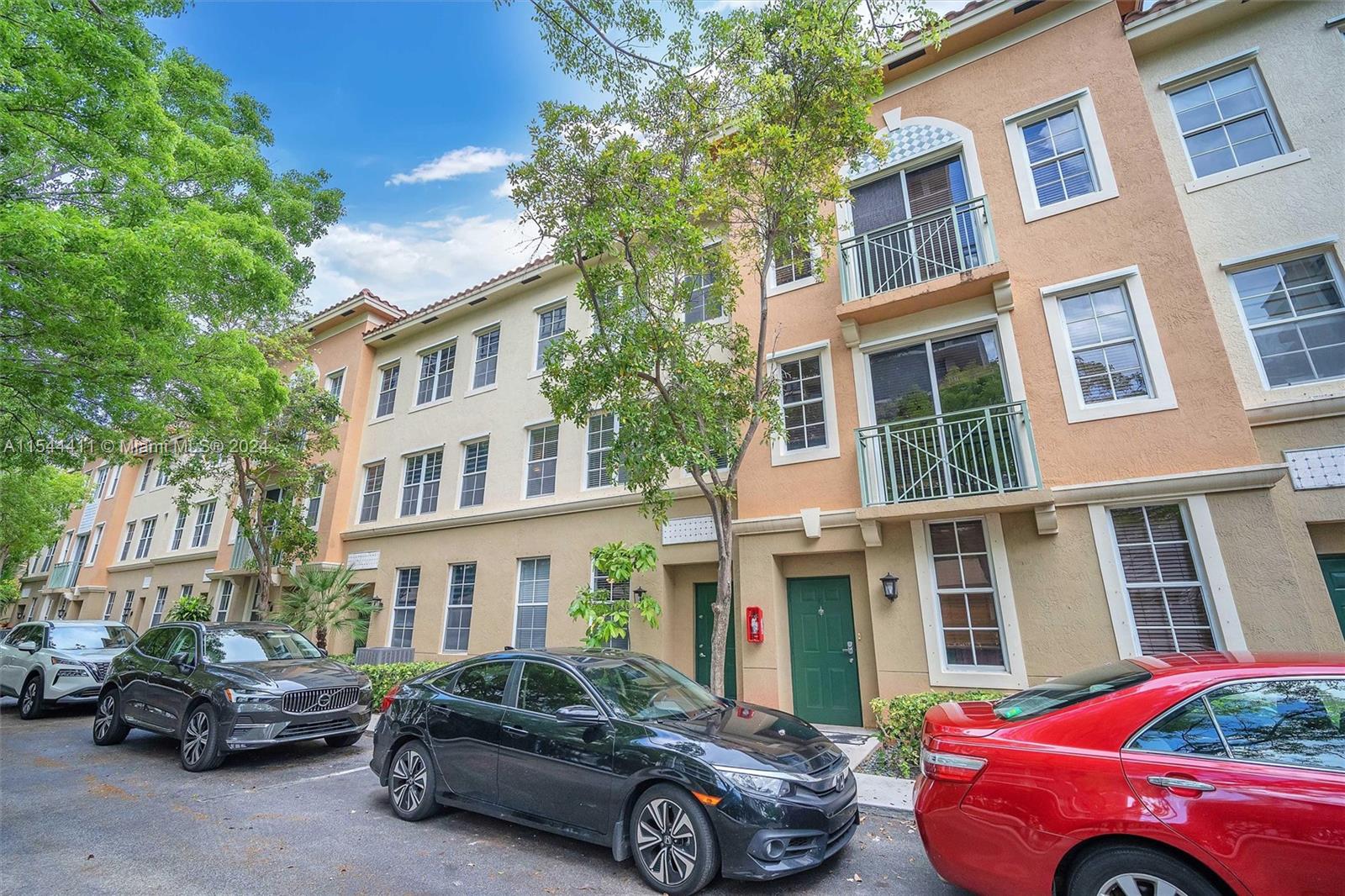 2069 S Ocean Dr TH13, Hallandale Beach, Florida 33009, 3 Bedrooms Bedrooms, ,3 BathroomsBathrooms,Residentiallease,For Rent,2069 S Ocean Dr TH13,A11544411