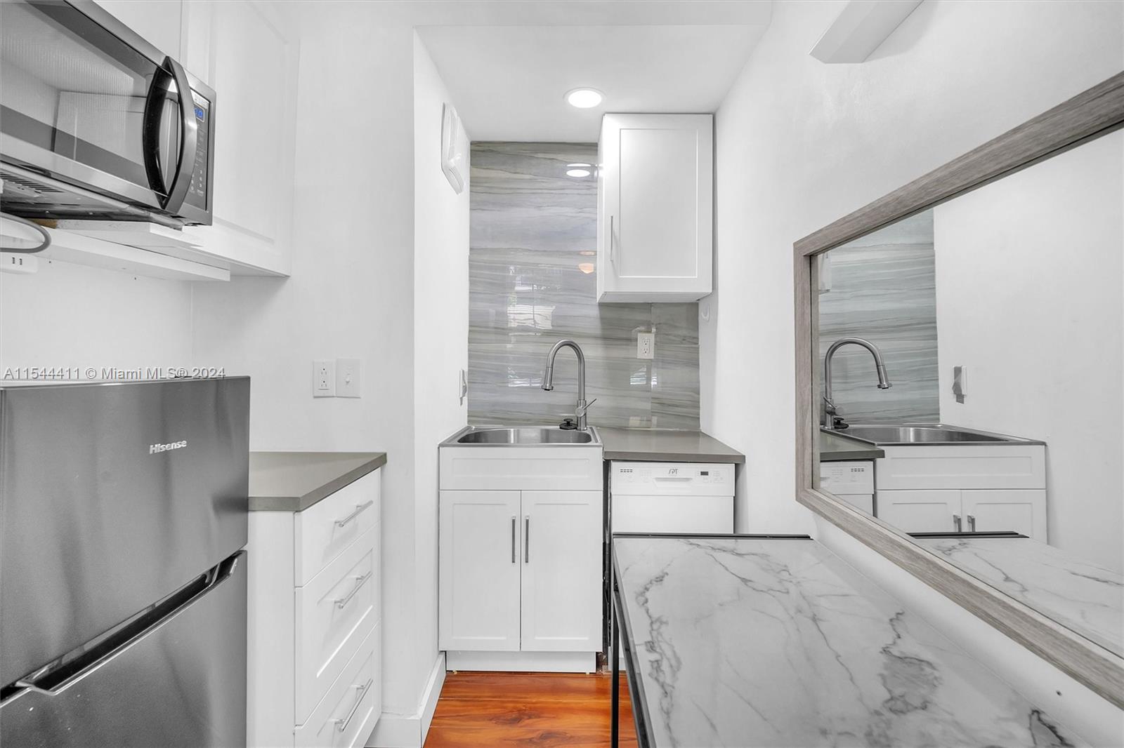 2069 S Ocean Dr TH13, Hallandale Beach, Florida 33009, 3 Bedrooms Bedrooms, ,3 BathroomsBathrooms,Residentiallease,For Rent,2069 S Ocean Dr TH13,A11544411