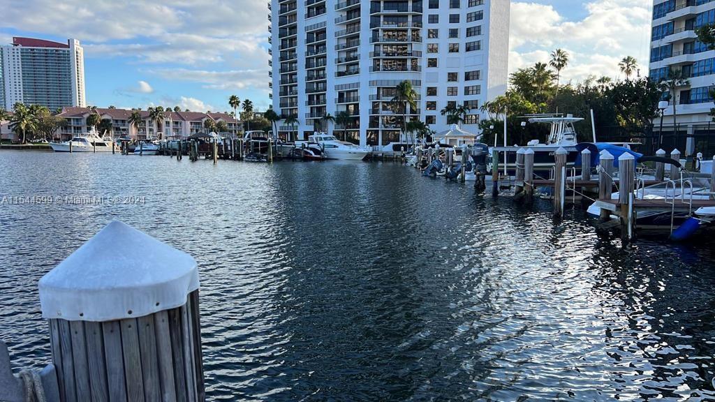 2500 Parkview Dr 2411, Hallandale Beach, Florida 33009, 1 Bedroom Bedrooms, ,1 BathroomBathrooms,Residential,For Sale,2500 Parkview Dr 2411,A11544599