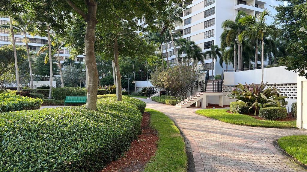 2500 Parkview Dr 2411, Hallandale Beach, Florida 33009, 1 Bedroom Bedrooms, ,1 BathroomBathrooms,Residential,For Sale,2500 Parkview Dr 2411,A11544599