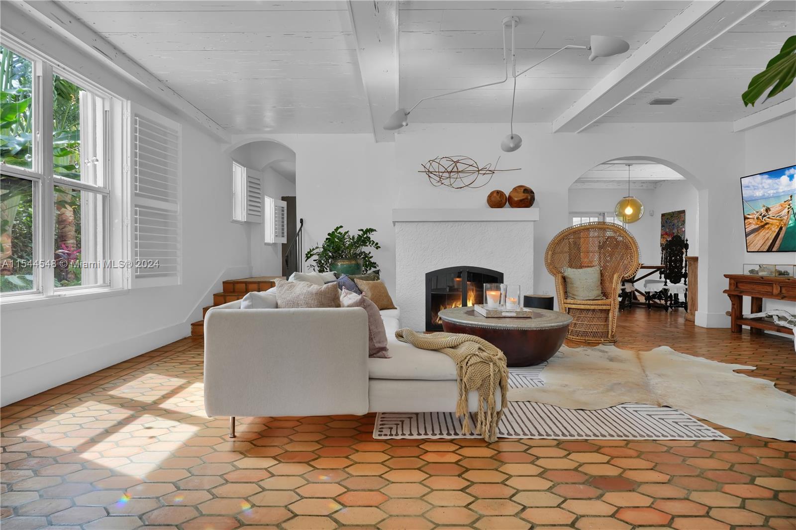 3478 Royal Palm Ave, Miami Beach, FL, 33140 United States, 4 Bedrooms Bedrooms, ,3 BathroomsBathrooms,Residential,For Sale,Royal Palm Ave,A11544548