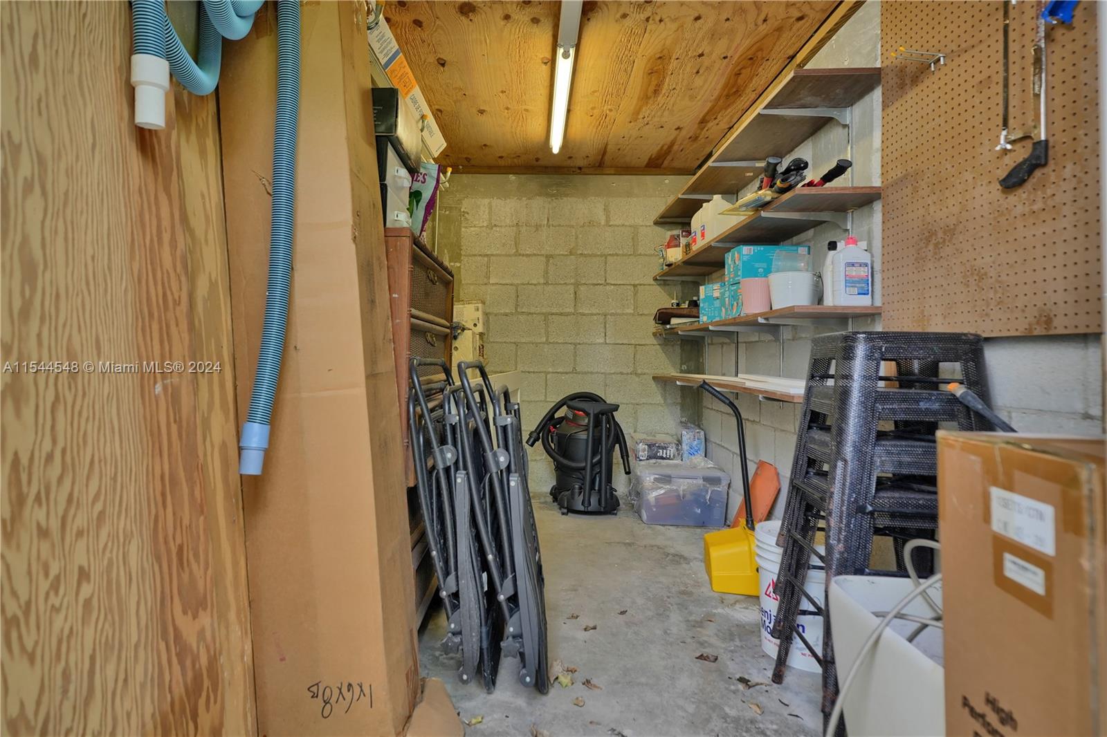 3478 Royal Palm Ave, Miami Beach, FL, 33140 United States, 4 Bedrooms Bedrooms, ,3 BathroomsBathrooms,Residential,For Sale,Royal Palm Ave,A11544548