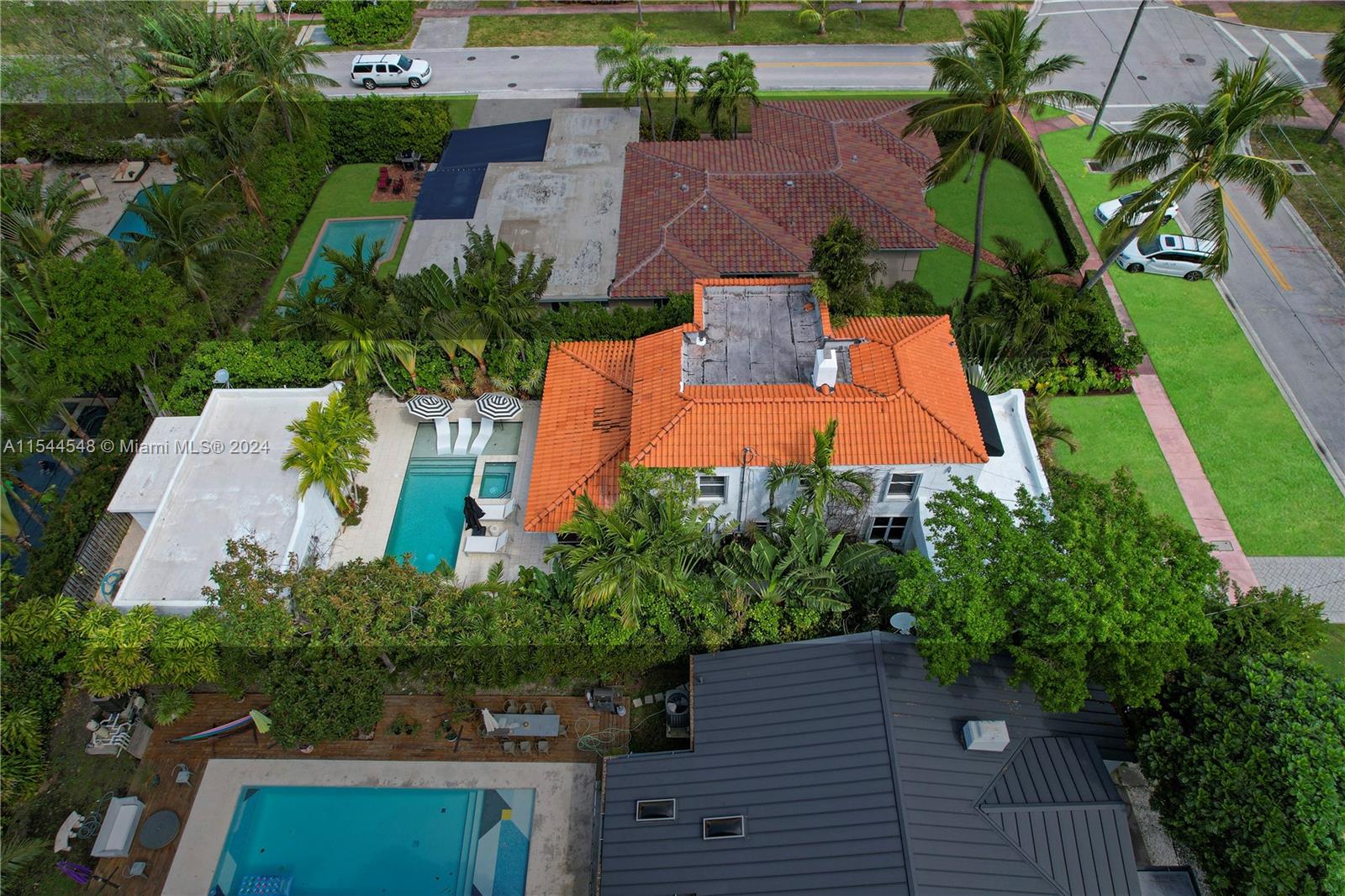 3478 Royal Palm Ave, Miami Beach, FL, 33140 United States, 4 Bedrooms Bedrooms, ,3 BathroomsBathrooms,Residential,For Sale,Royal Palm Ave,A11544548