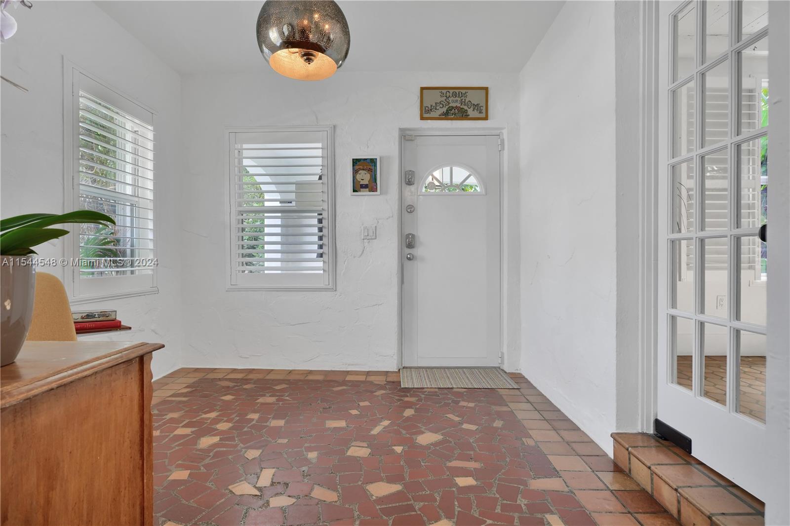 3478 Royal Palm Ave, Miami Beach, FL, 33140 United States, 4 Bedrooms Bedrooms, ,3 BathroomsBathrooms,Residential,For Sale,Royal Palm Ave,A11544548