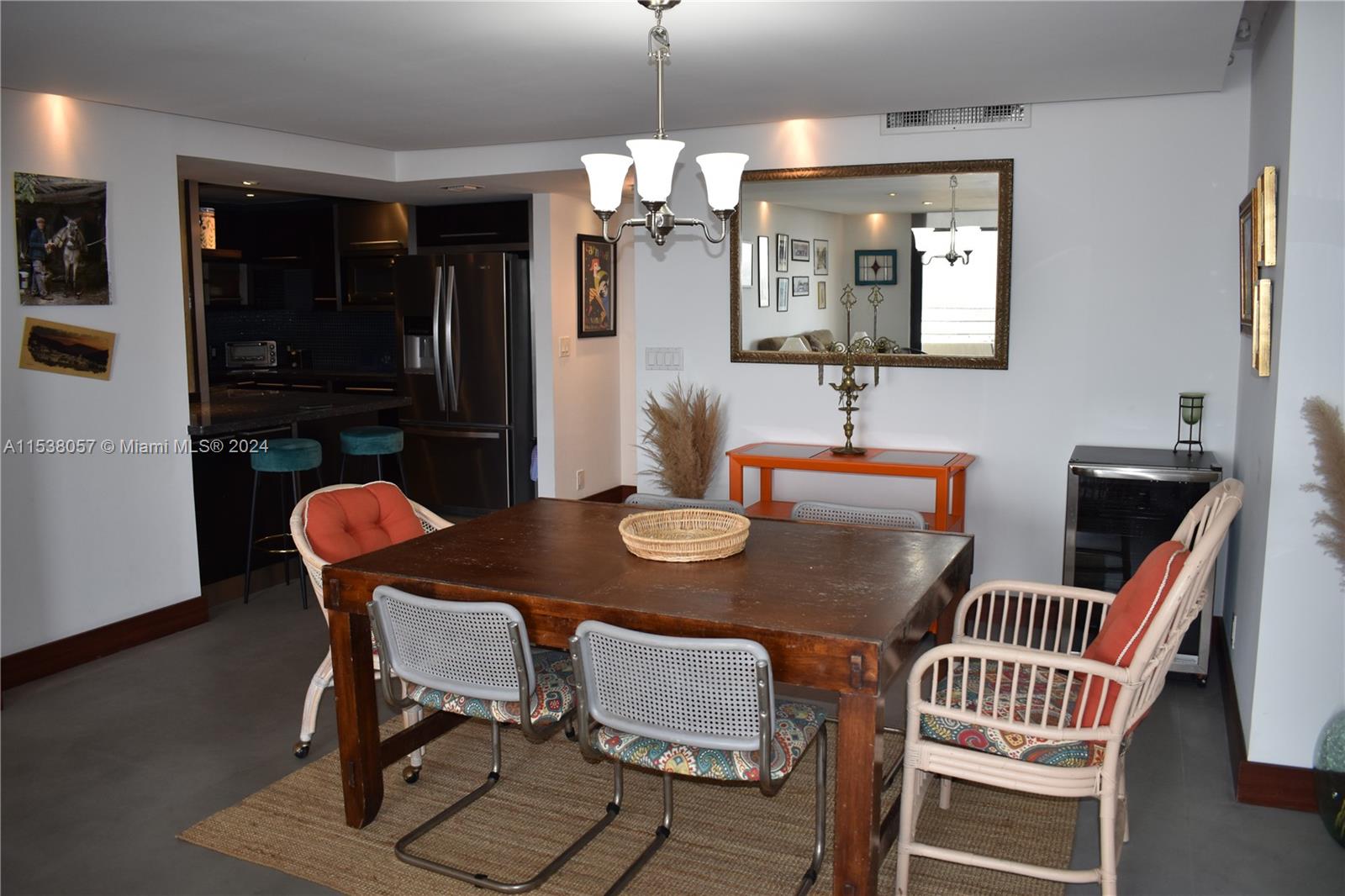 2500 Parkview Dr 2319, Hallandale Beach, Florida 33009, 2 Bedrooms Bedrooms, ,2 BathroomsBathrooms,Residentiallease,For Rent,2500 Parkview Dr 2319,A11538057