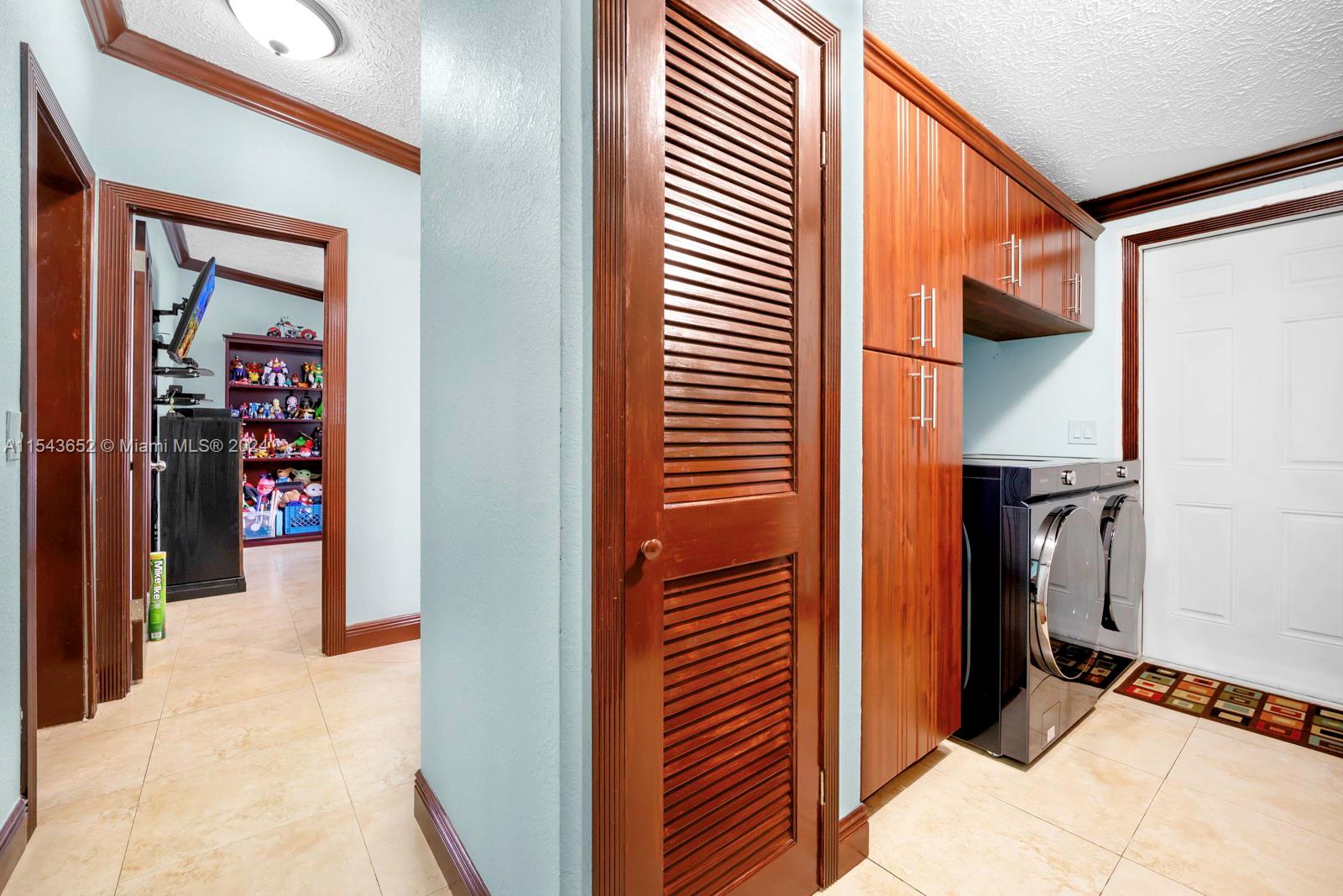 19800 SW 180 Ave, Miami, Florida 33187, 3 Bedrooms Bedrooms, ,2 BathroomsBathrooms,Residential,For Sale,19800 SW 180 Ave,A11543652