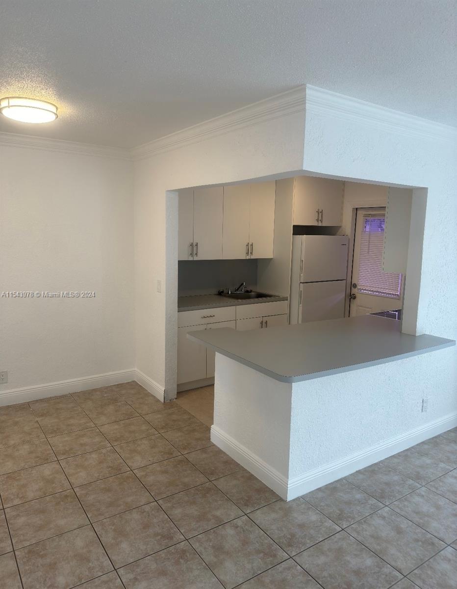 105 NE 12th Ave 15, Hallandale Beach, Florida 33009, 1 Bedroom Bedrooms, ,1 BathroomBathrooms,Residentiallease,For Rent,105 NE 12th Ave 15,A11543978