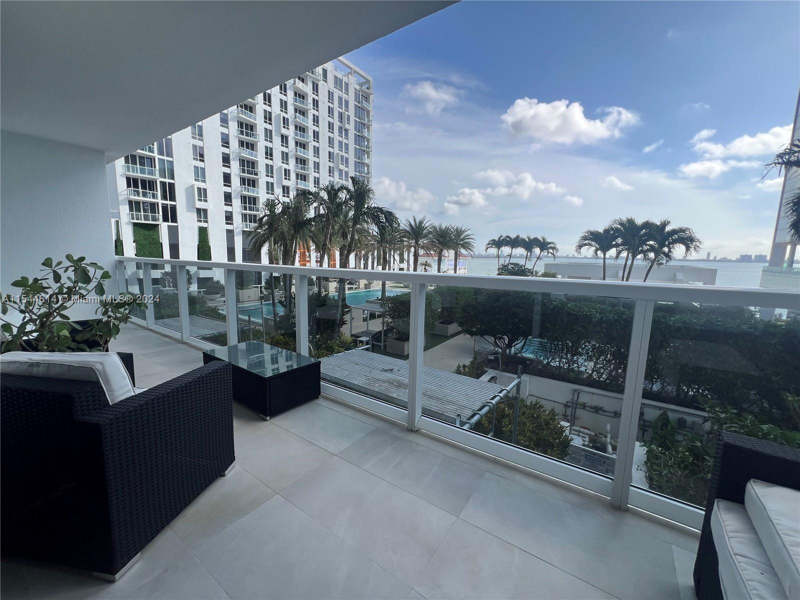 600 NE 27th St 704, Miami, Florida 33137, 3 Bedrooms Bedrooms, ,3 BathroomsBathrooms,Residentiallease,For Rent,600 NE 27th St 704,A11544614