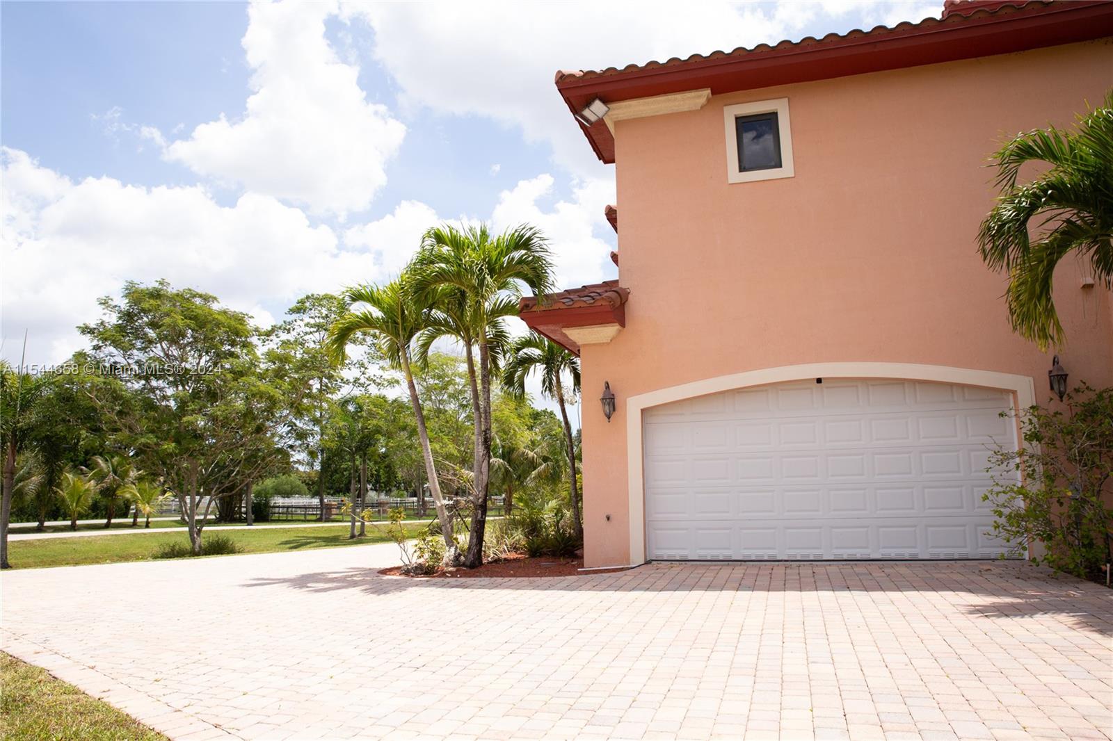 11930 8th St, Plantation, FL, 33325 United States, 6 Bedrooms Bedrooms, ,6 BathroomsBathrooms,Residential,For Sale,8th St,A11544658