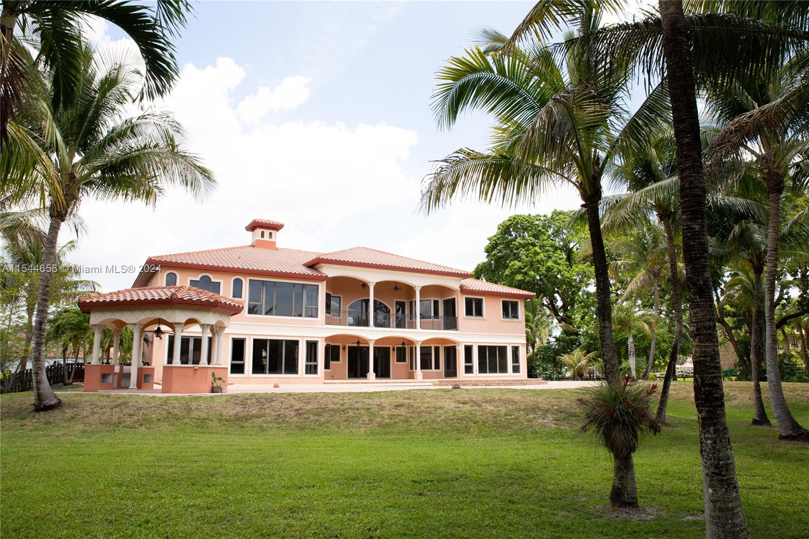 11930 8th St, Plantation, FL, 33325 United States, 6 Bedrooms Bedrooms, ,6 BathroomsBathrooms,Residential,For Sale,8th St,A11544658