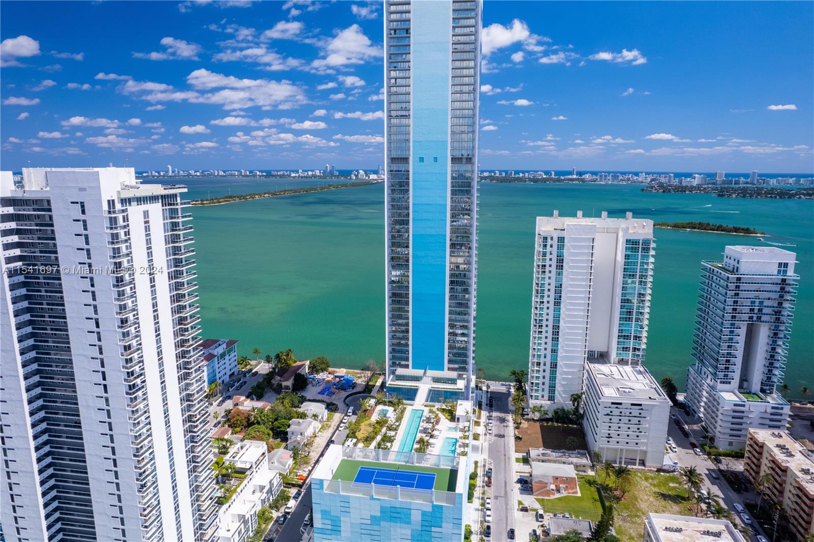 700 NE 26th TERRACE 3306, Miami, Florida 33137, 2 Bedrooms Bedrooms, ,2 BathroomsBathrooms,Residential,For Sale,700 NE 26th TERRACE 3306,A11541697