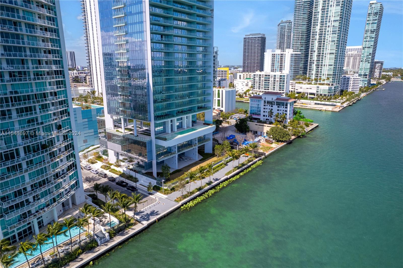 700 NE 26th TERRACE 3306, Miami, Florida 33137, 2 Bedrooms Bedrooms, ,2 BathroomsBathrooms,Residential,For Sale,700 NE 26th TERRACE 3306,A11541697