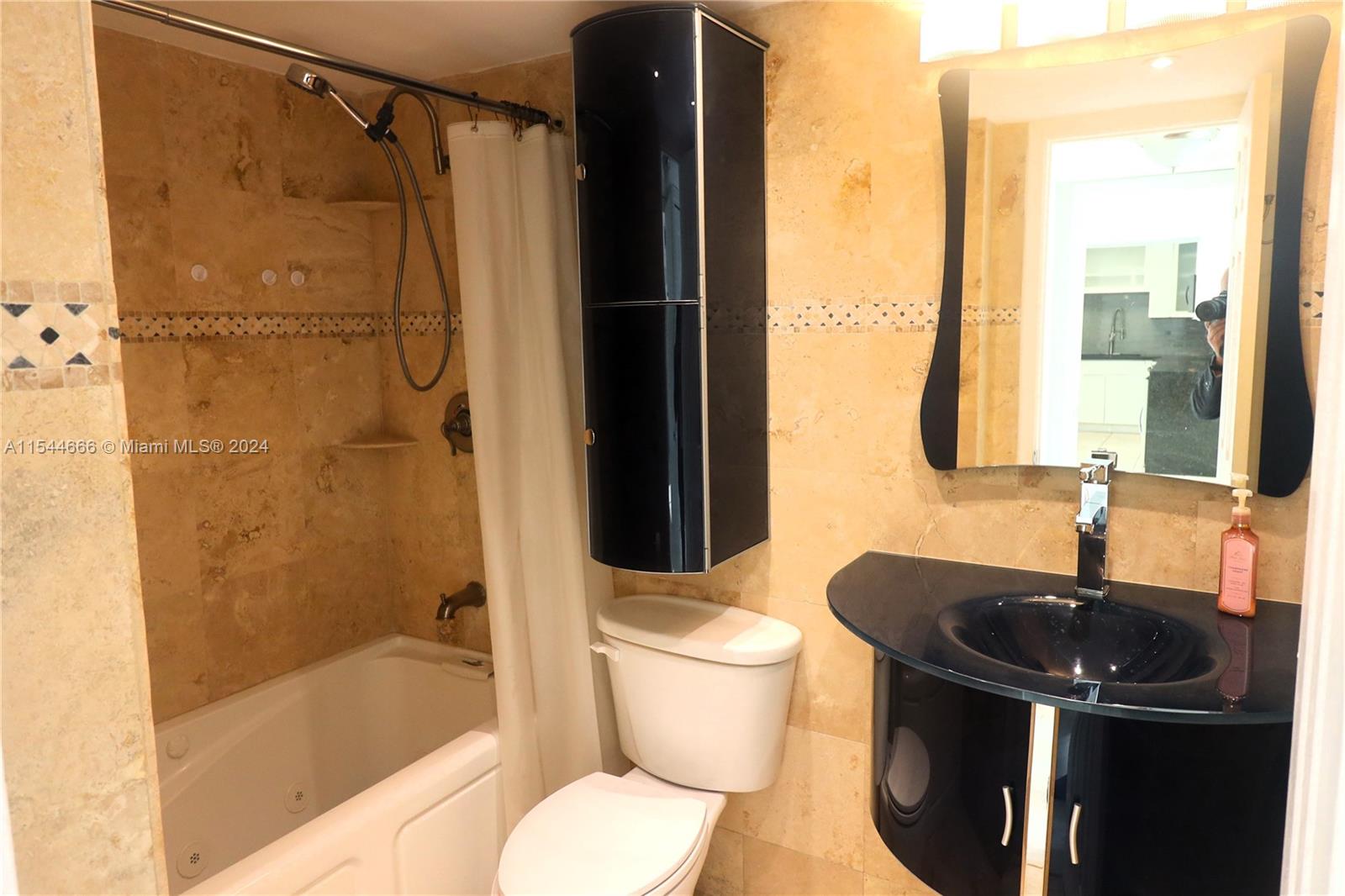 Miami, Florida 33138, 2 Bedrooms Bedrooms, ,2 BathroomsBathrooms,Residential,For Sale,A11544666